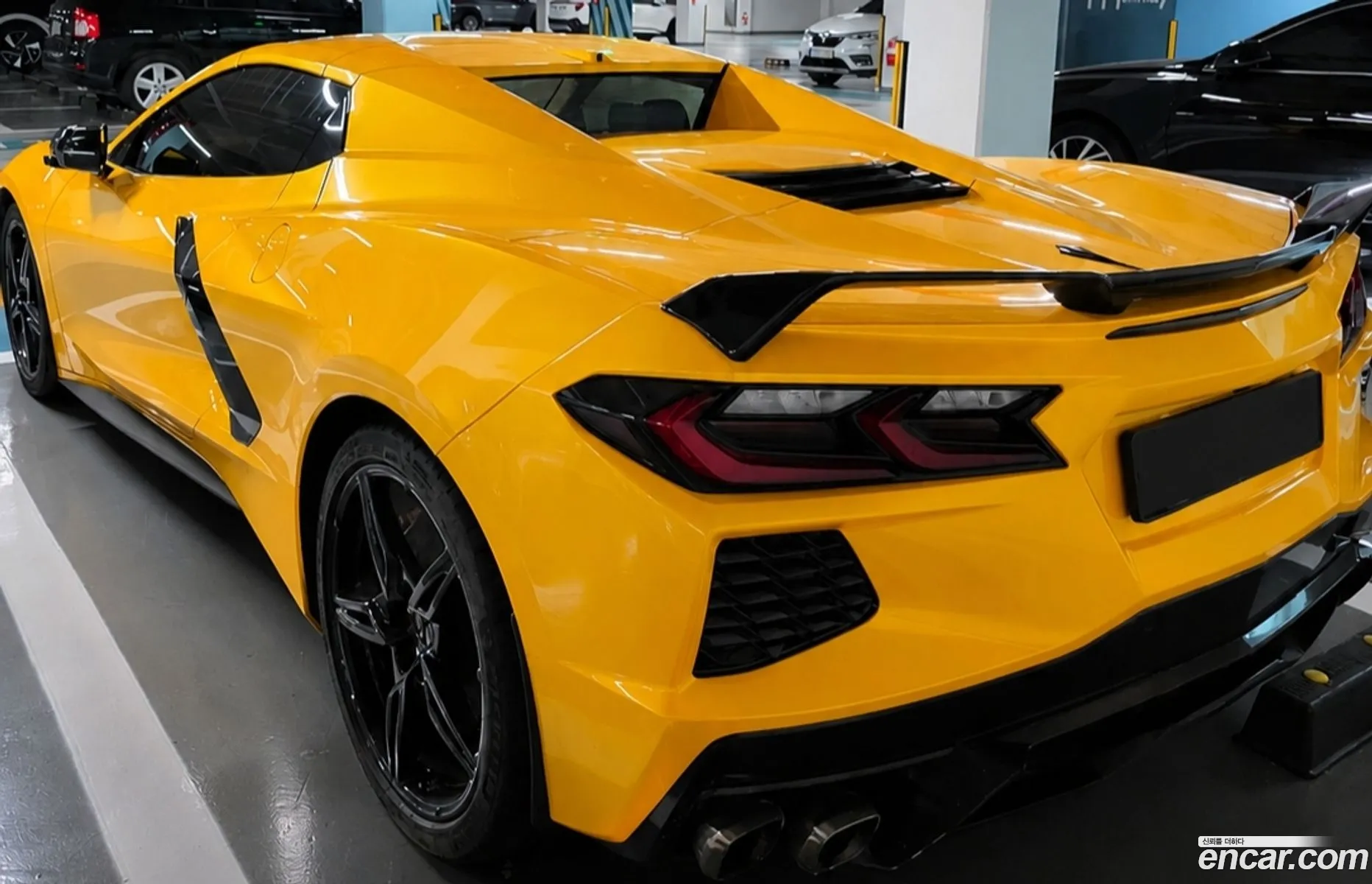 Chevrolet Corvette 2021 — 3