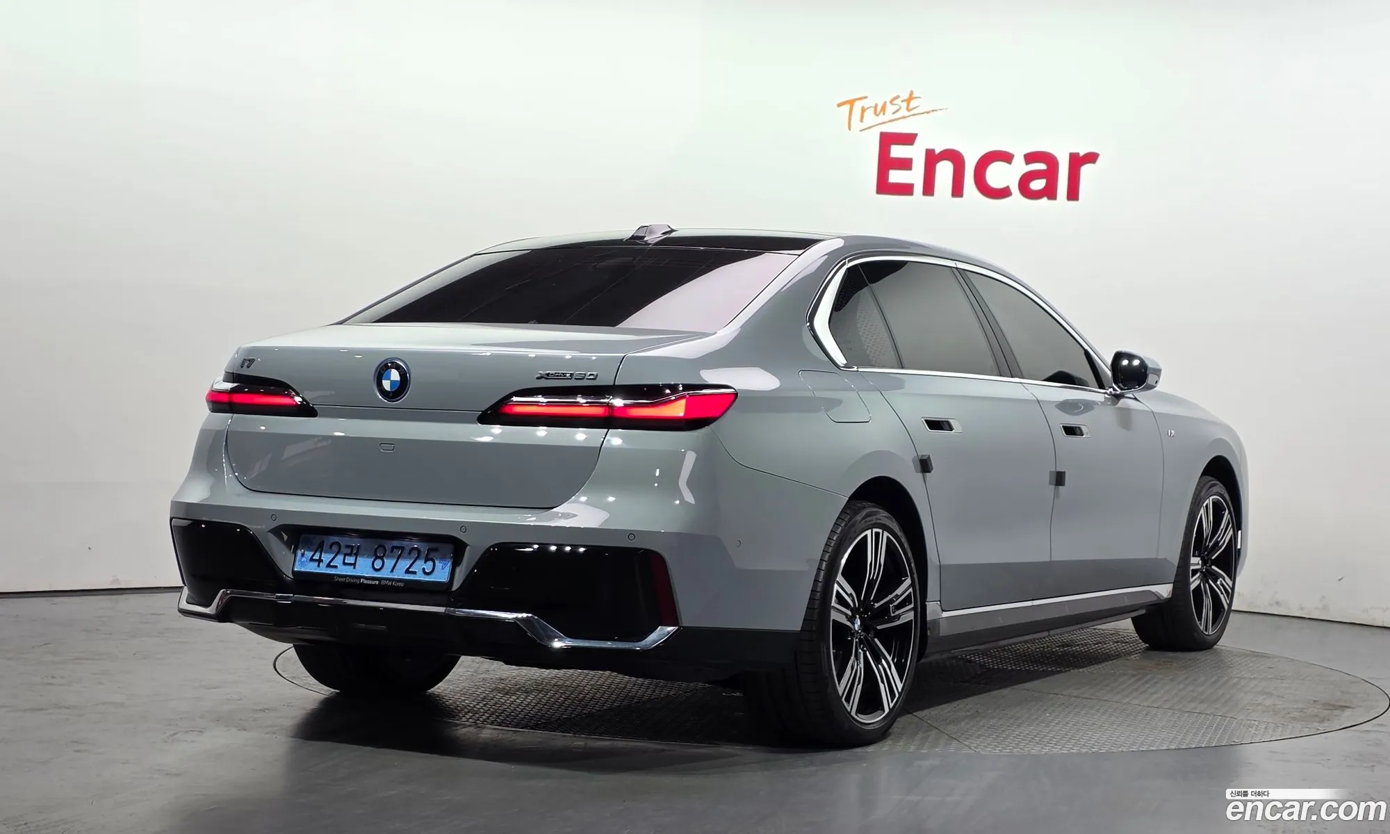 BMW i7 2025 — 12