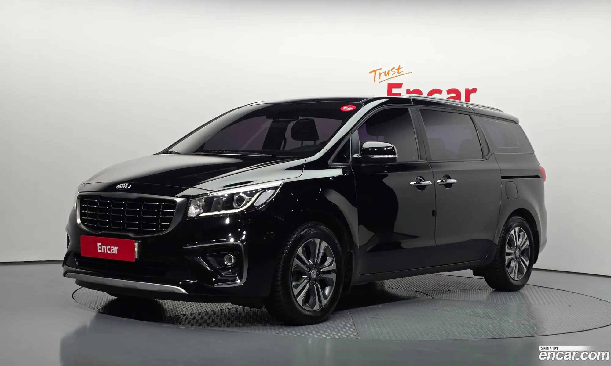 Kia Carnival 2018 — 2