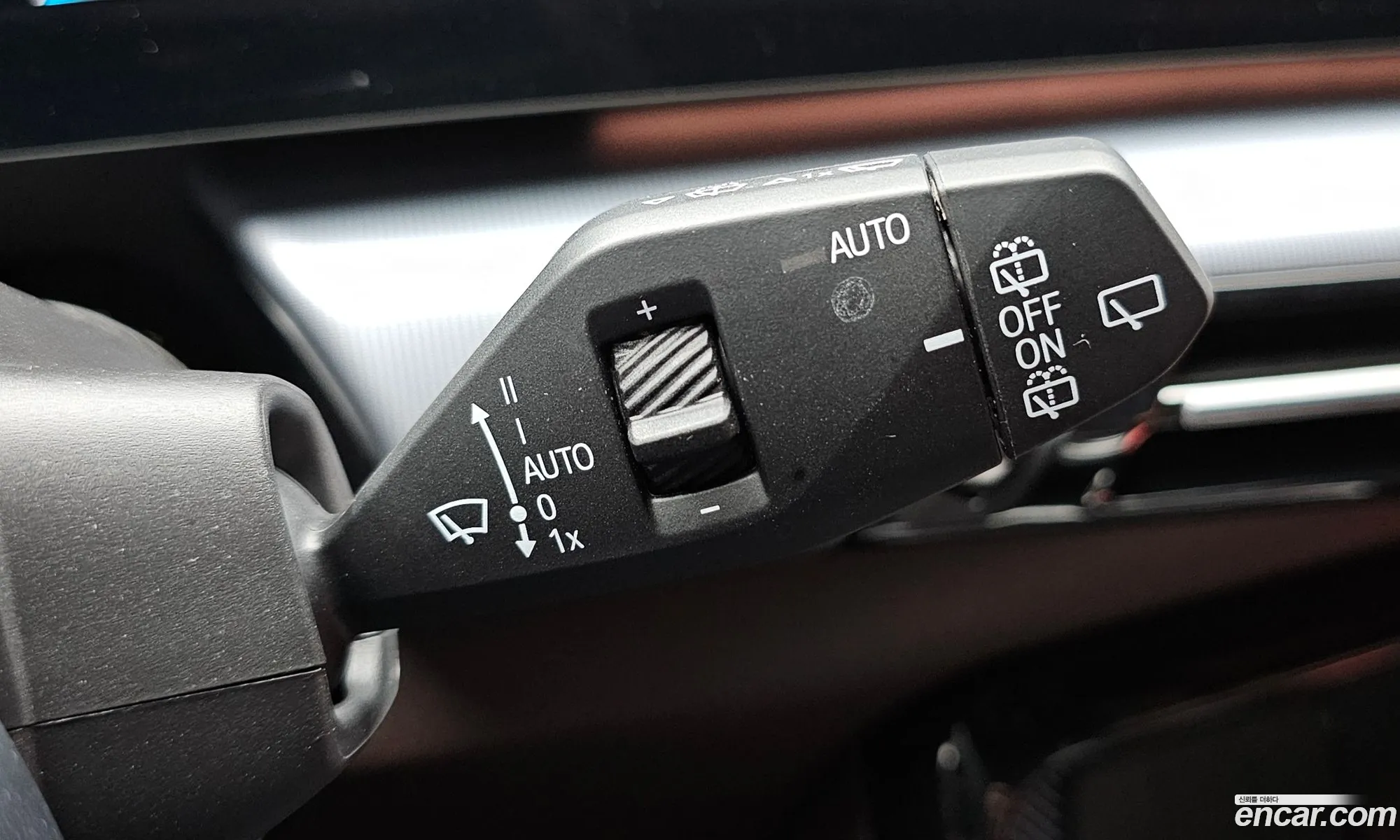 BMW X1 2025 WBA51EE08S5336488 — 8