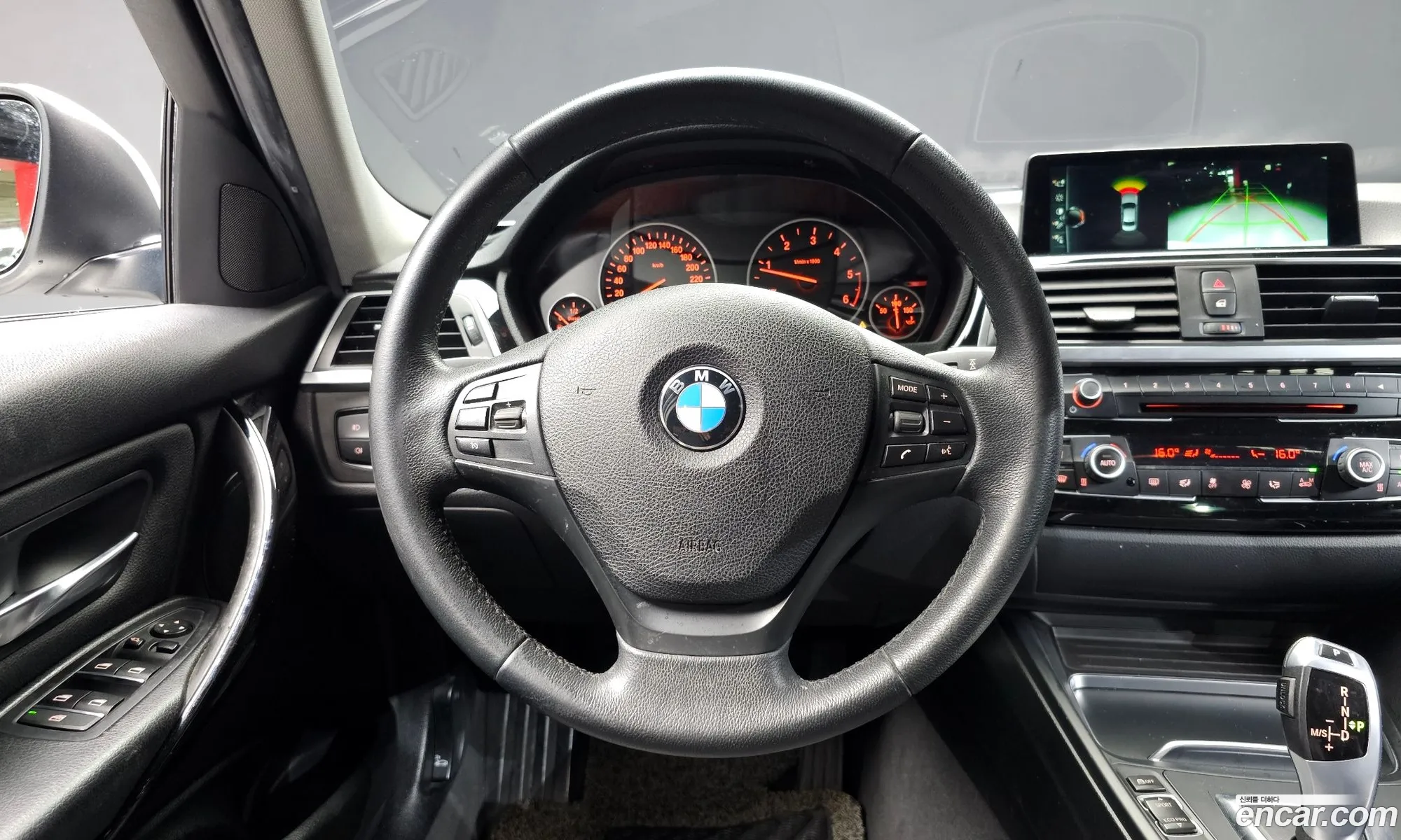BMW 3 Series 2016 — 12