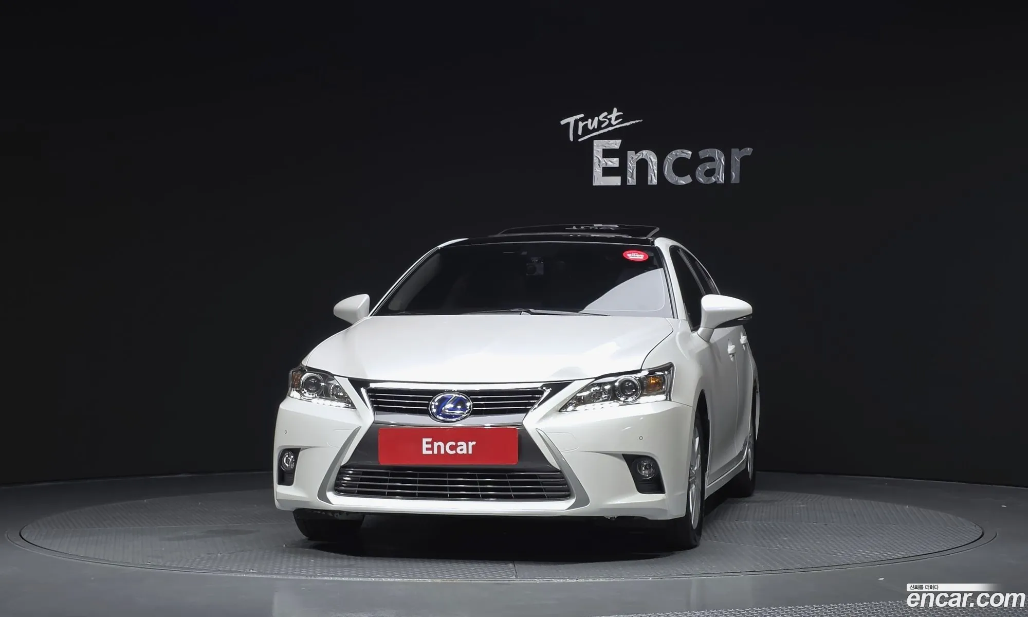 Lexus CT200h 2017 JTHKD5BH1H2306202 — 16