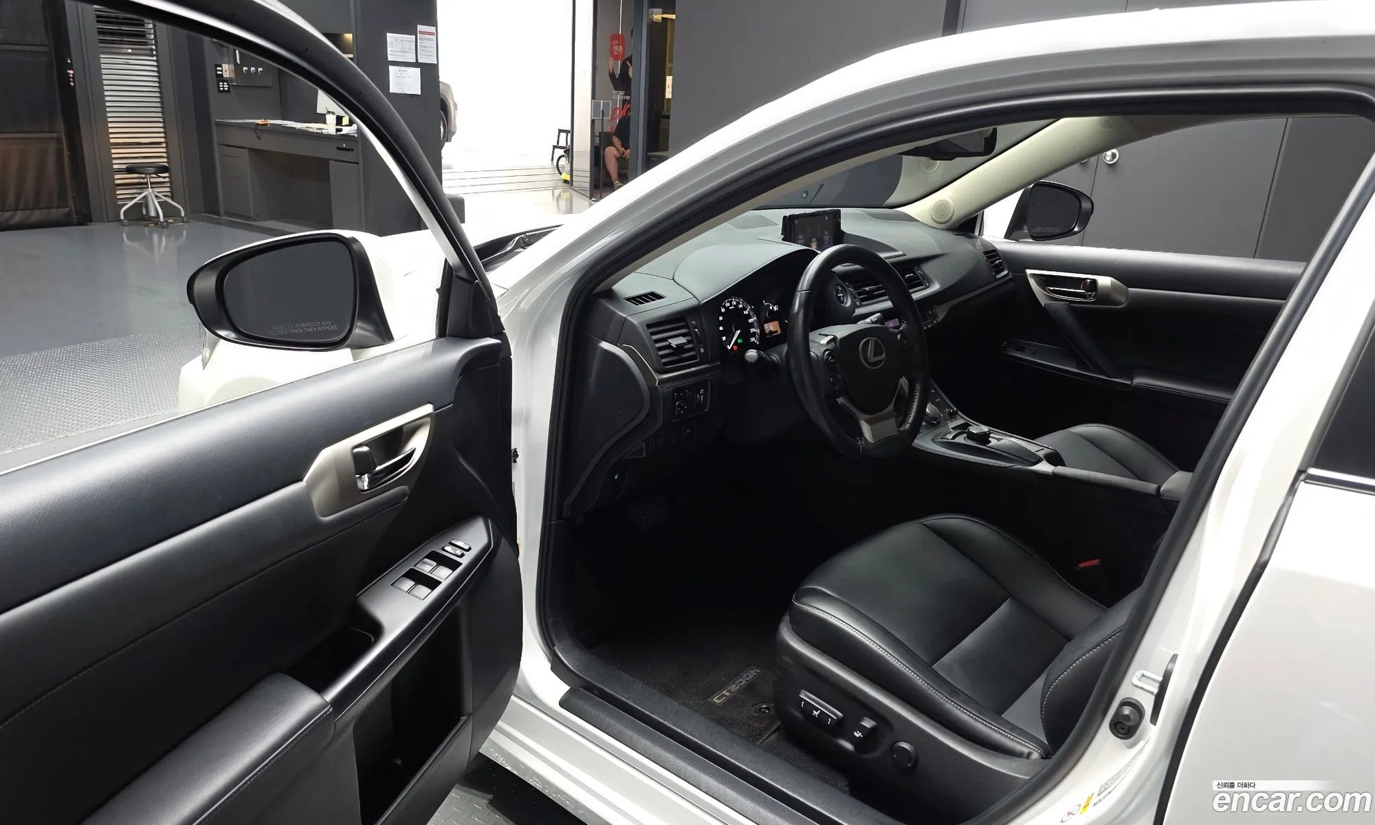 Lexus CT200h