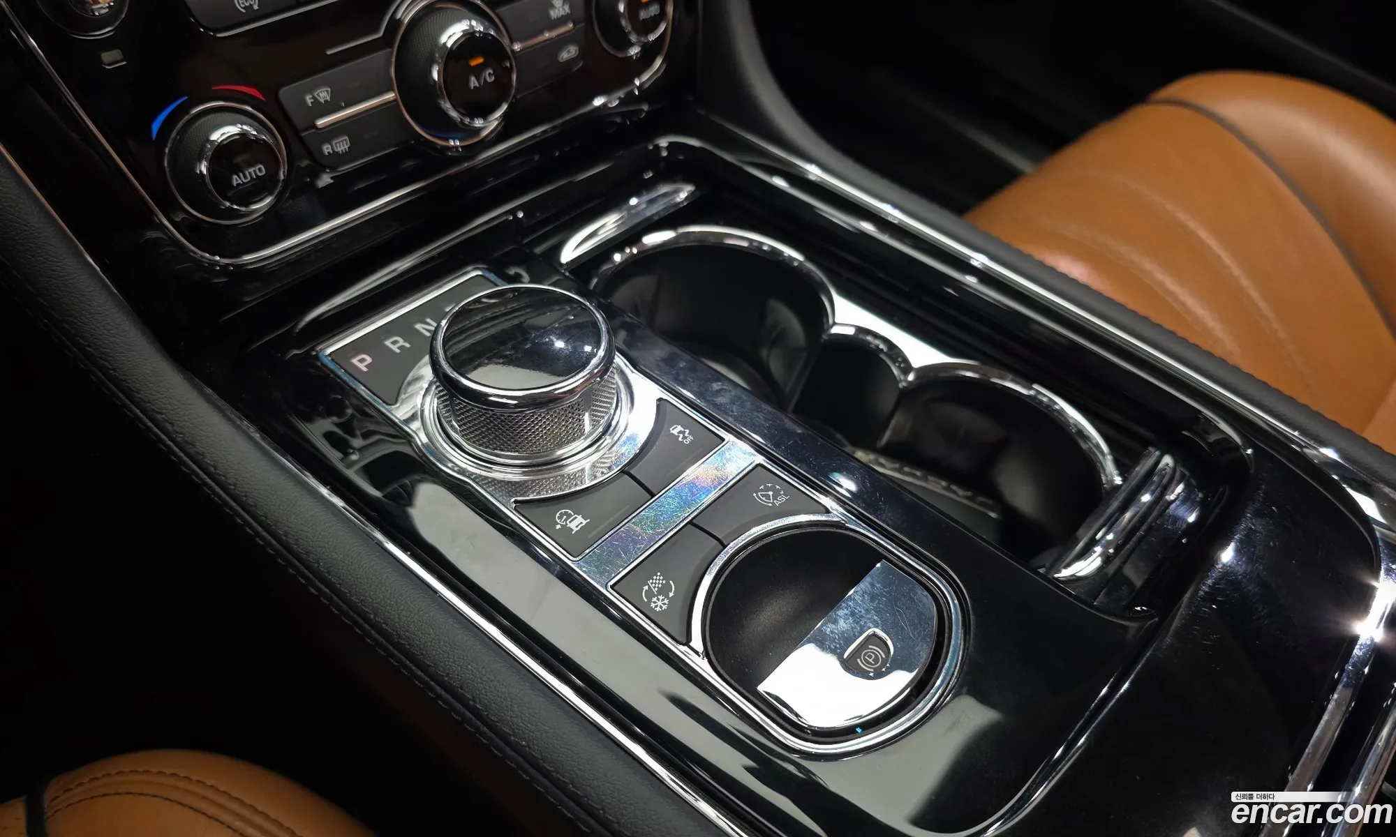 Jaguar XJ 2017 — 3