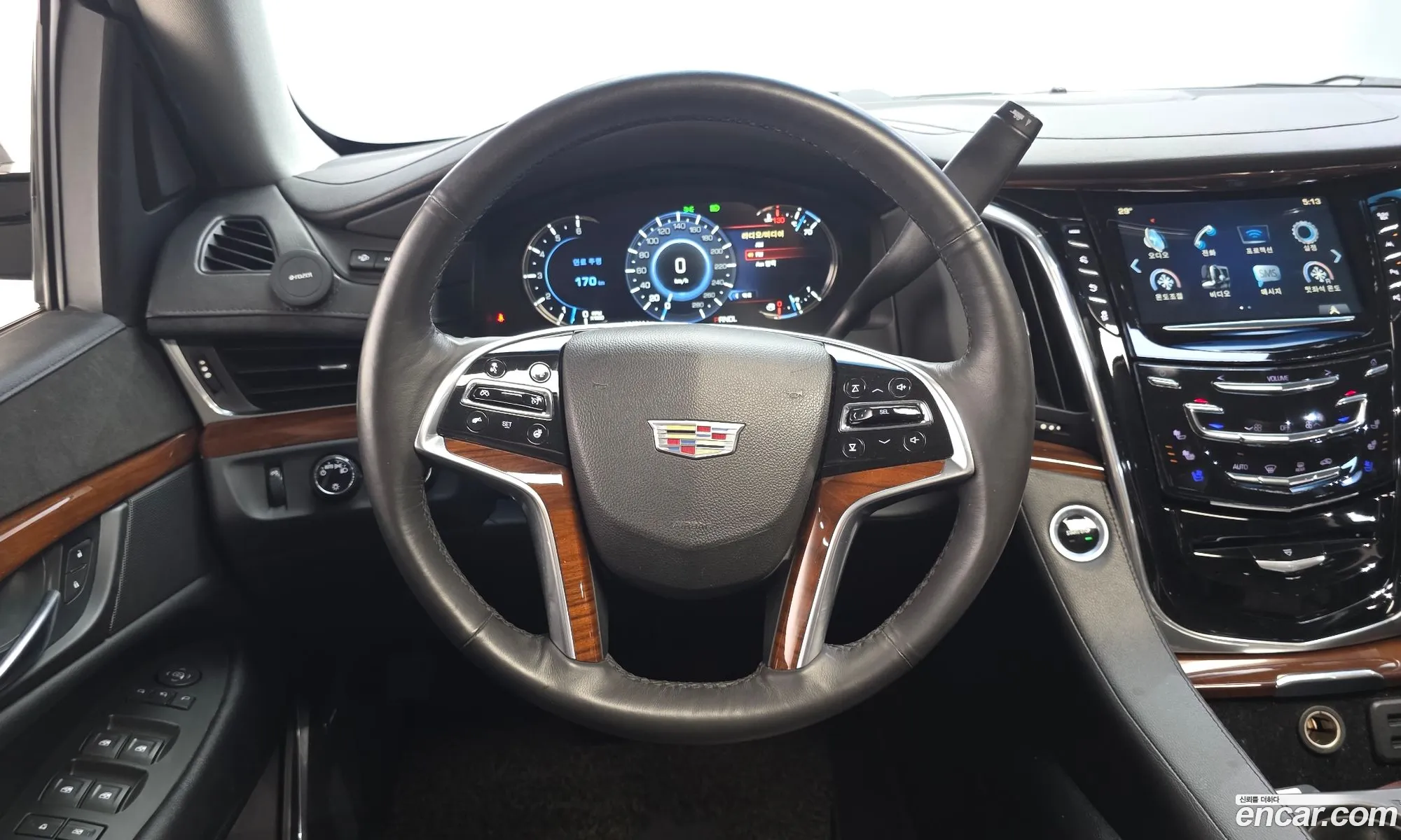 Cadillac Escalade 2017 1GYS47KJ2HR337329 — 20