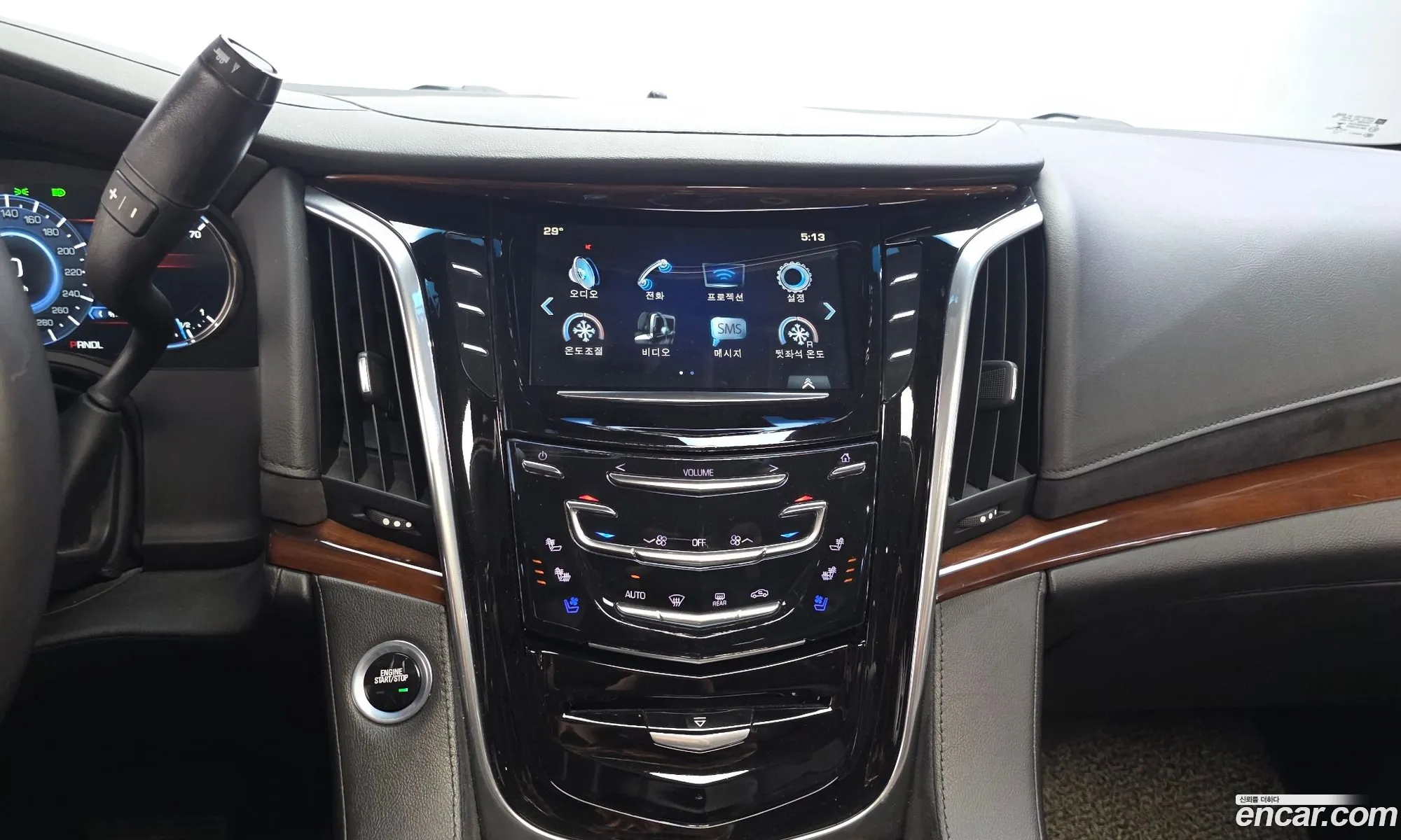 Cadillac Escalade 2017 1GYS47KJ2HR337329 — 11