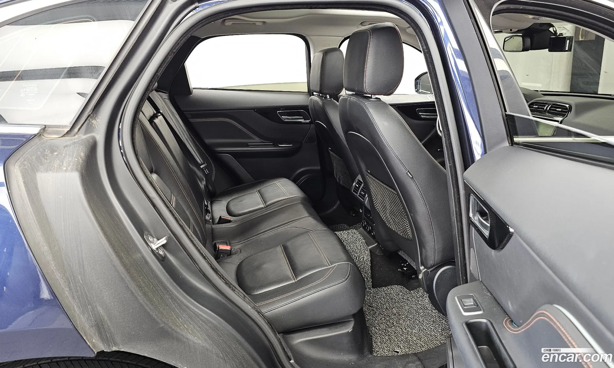 Jaguar F-Pace 2018 SADCA2BN1JA277741 — 13