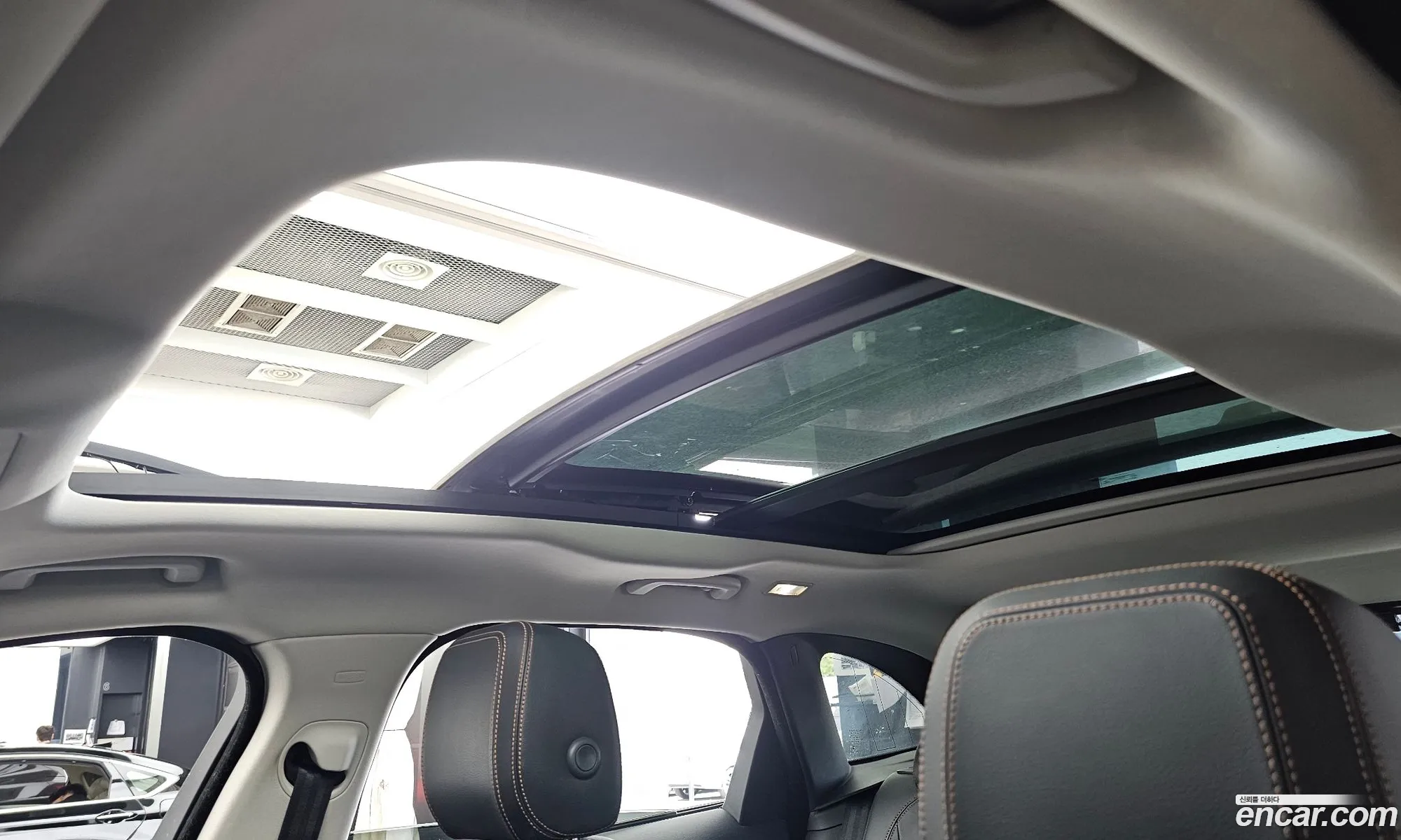 Jaguar F-Pace 2018 SADCA2BN1JA277741 — 18