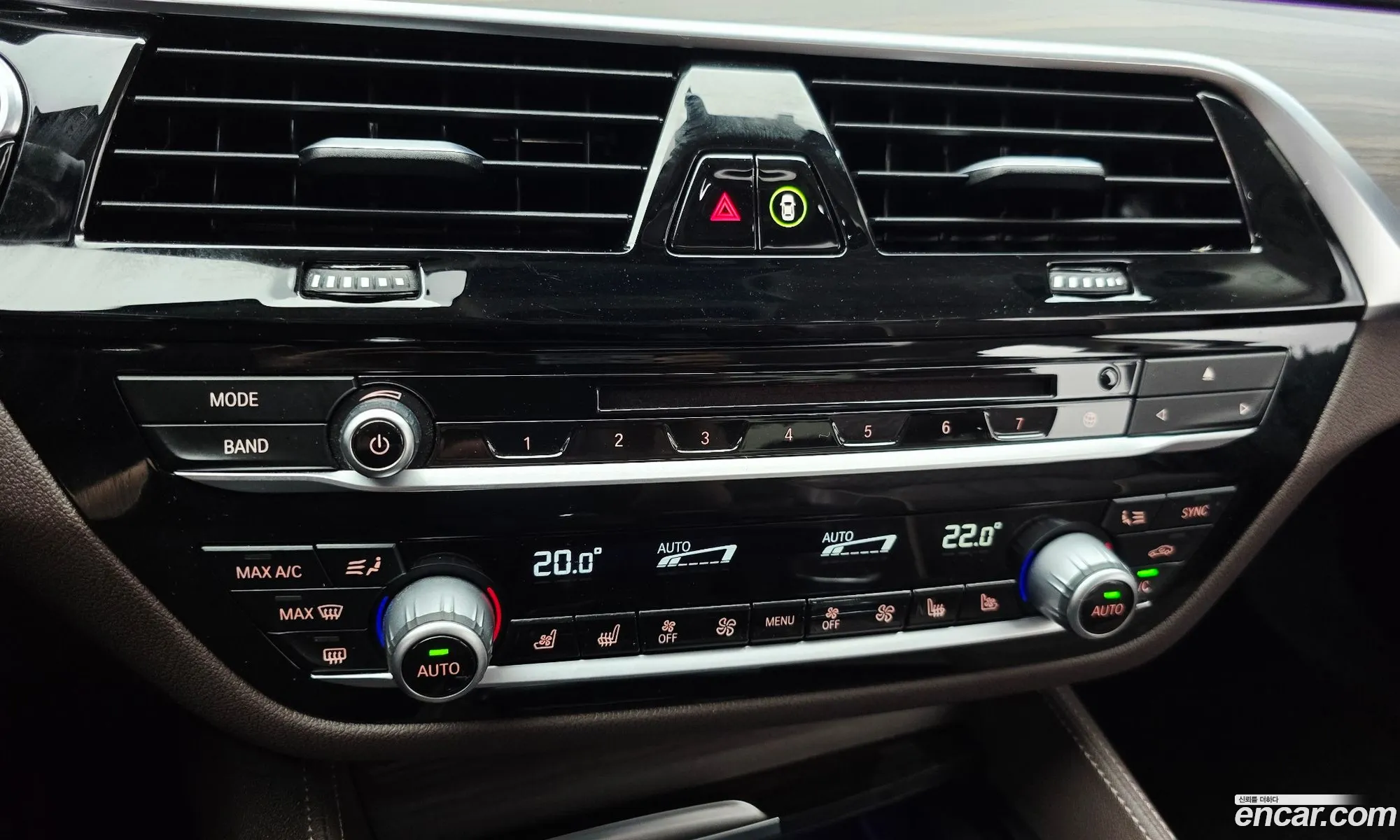 BMW 5 Series 2018 — 28