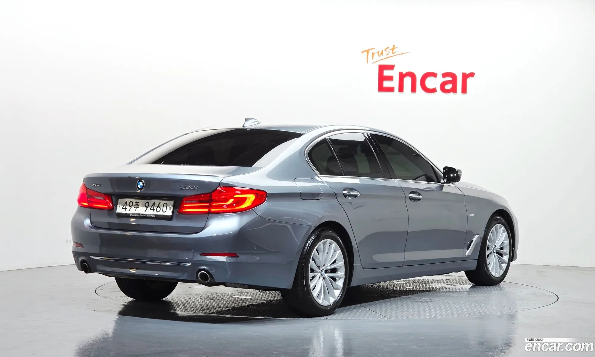 BMW 5 Series 2018 — 21