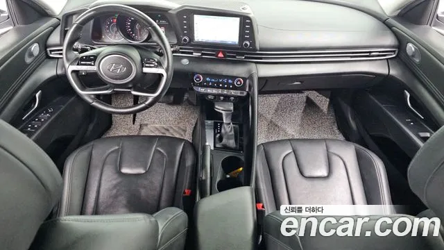 Hyundai Elantra 2020 — 4