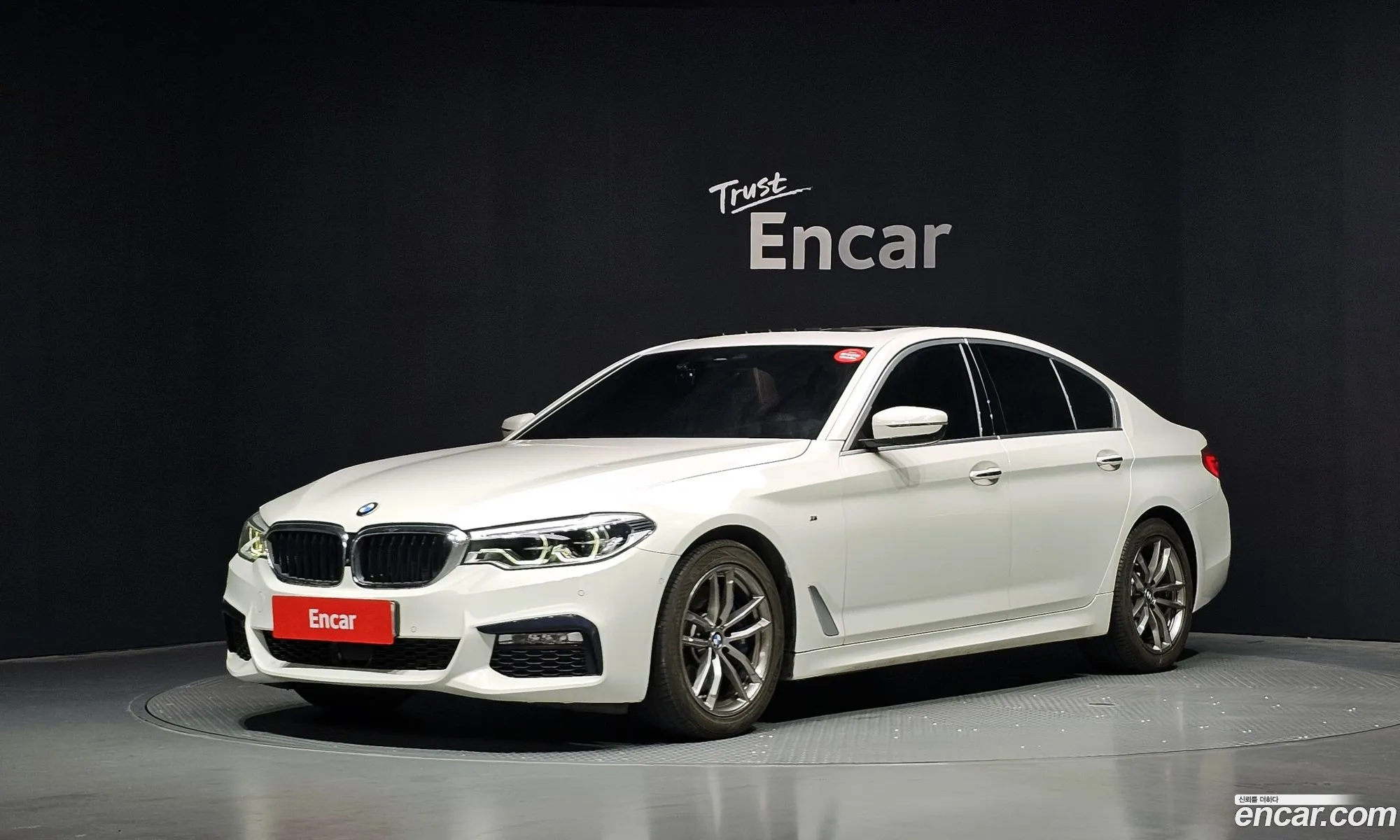 BMW 5 Series 2018 WBAJD3108JWC97607 — 27