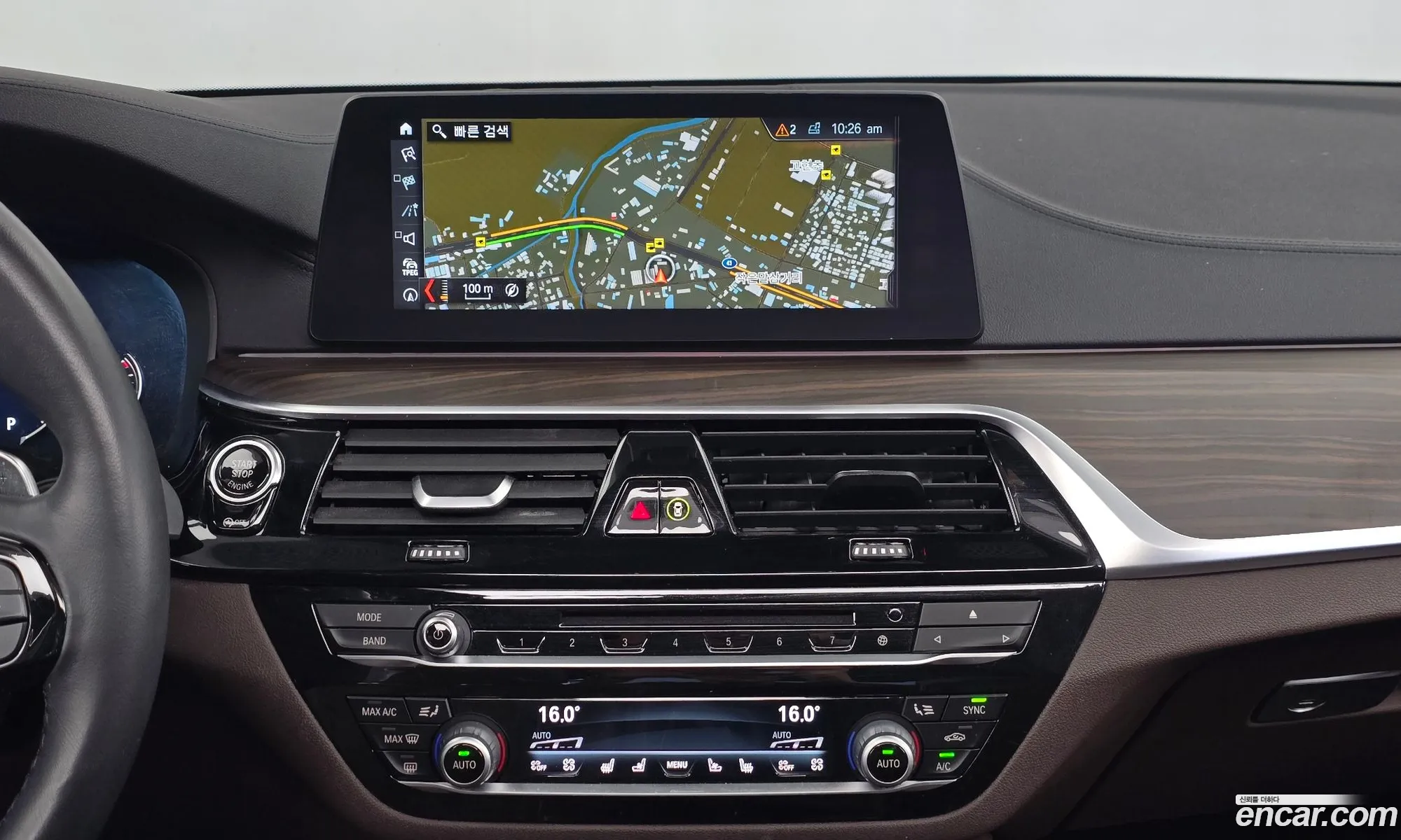 BMW 5 Series 2018 WBAJD3108JWC97607 — 30
