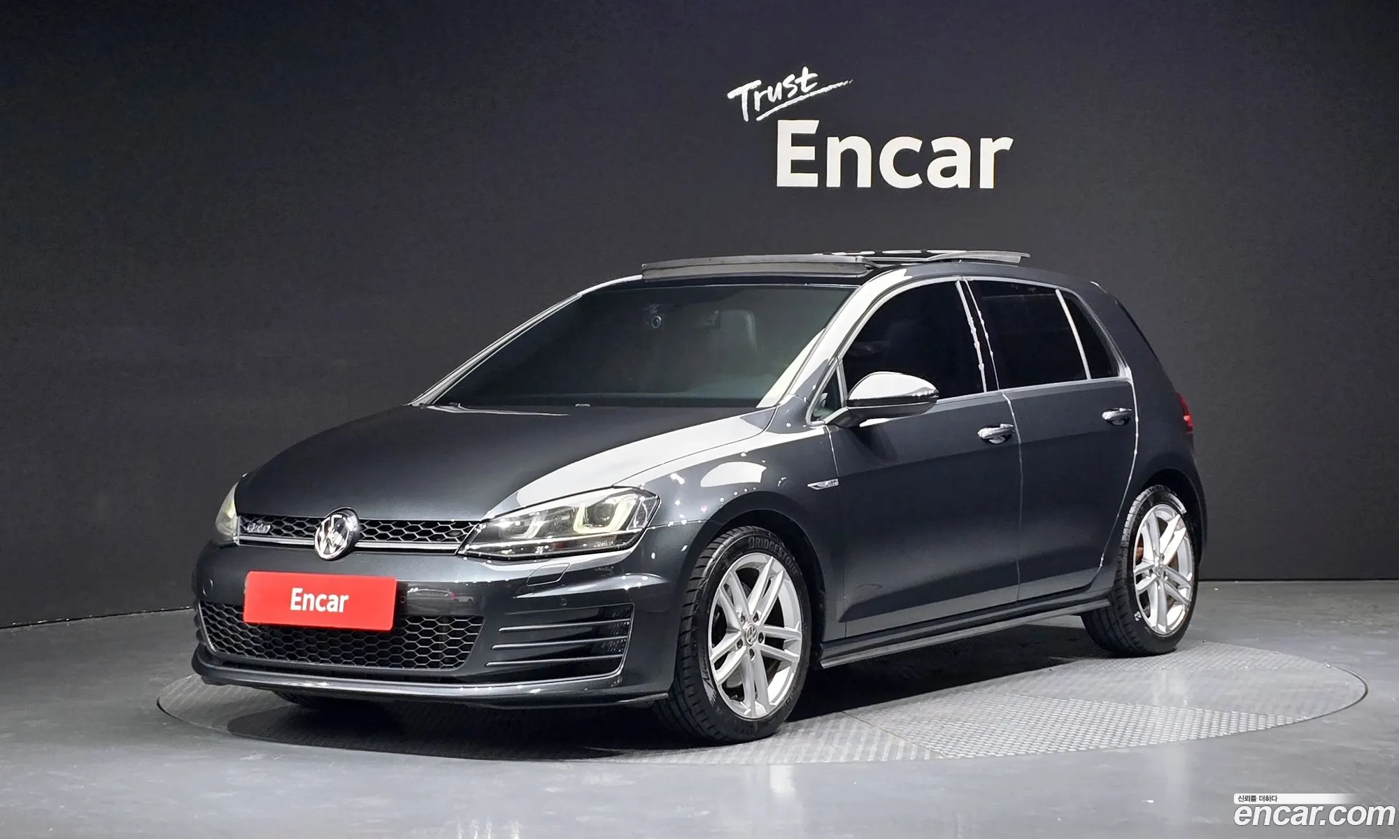 Volkswagen Golf 7th Gen 2014 — 3
