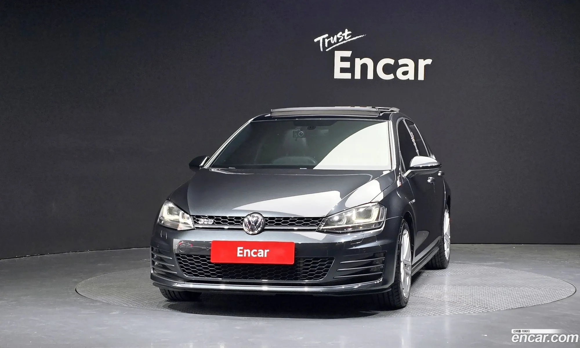Volkswagen Golf 7th Gen 2014 — 2
