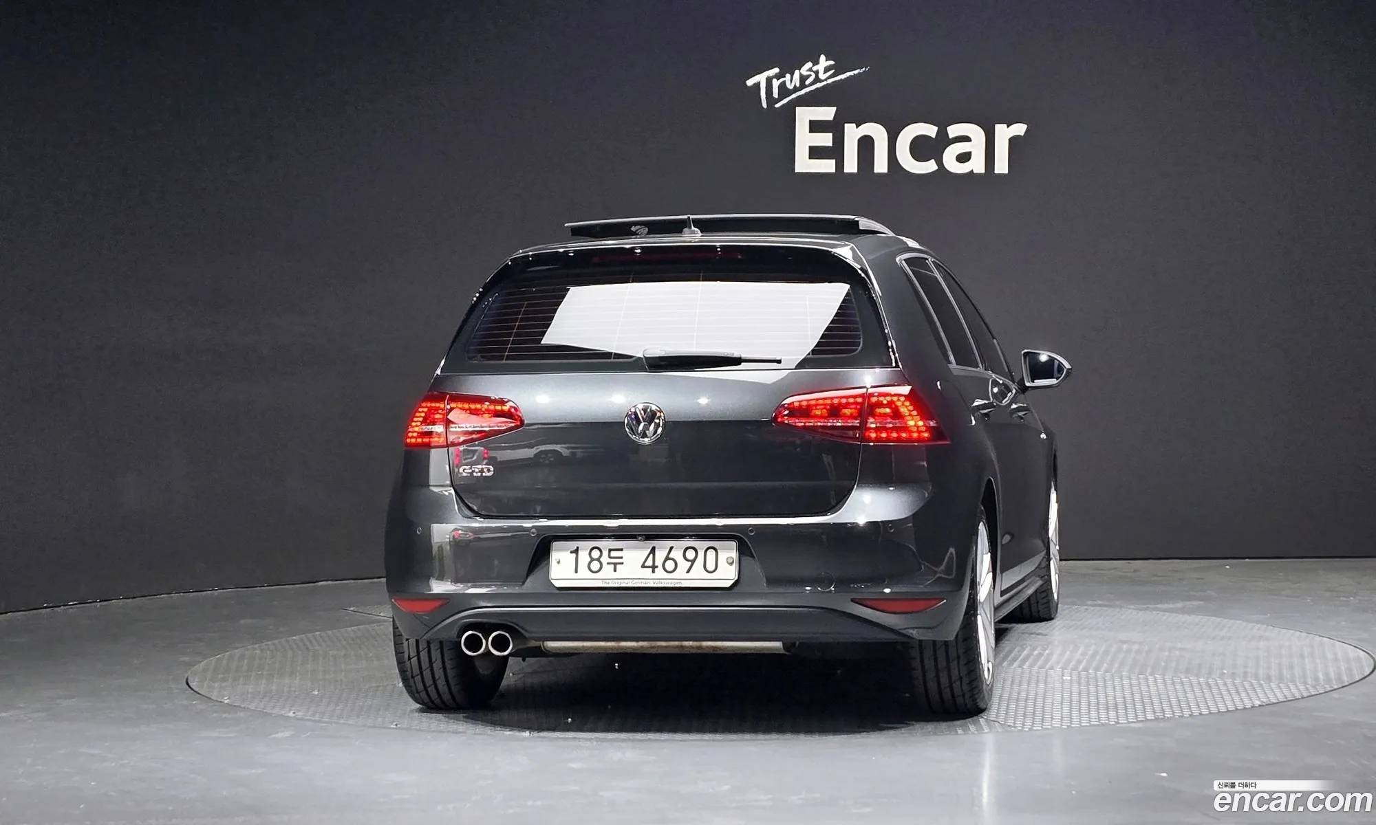 Volkswagen Golf 7th Gen 2014 — 4