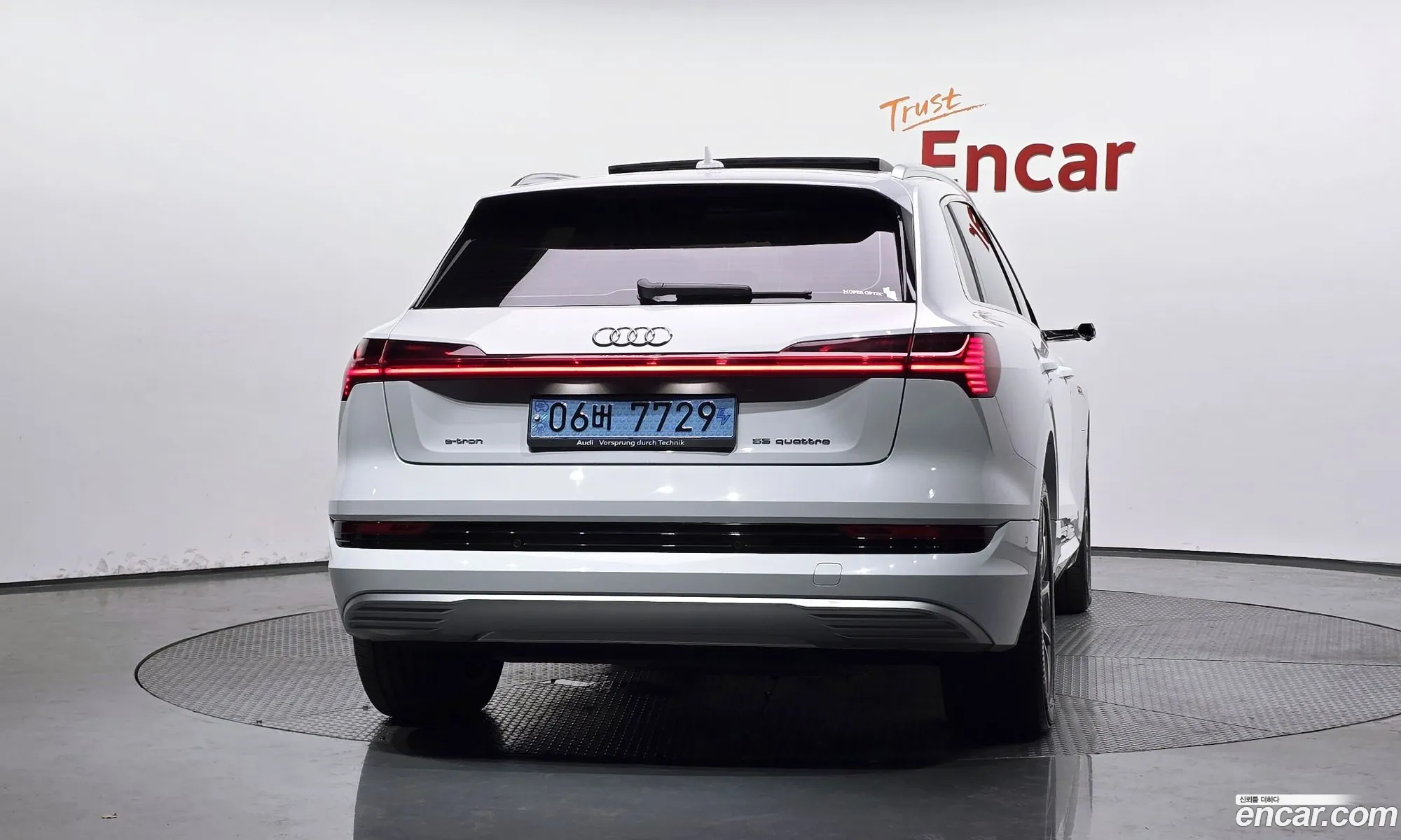 Audi e-tron 2021 WAUZZZGE9NB005340 — 14