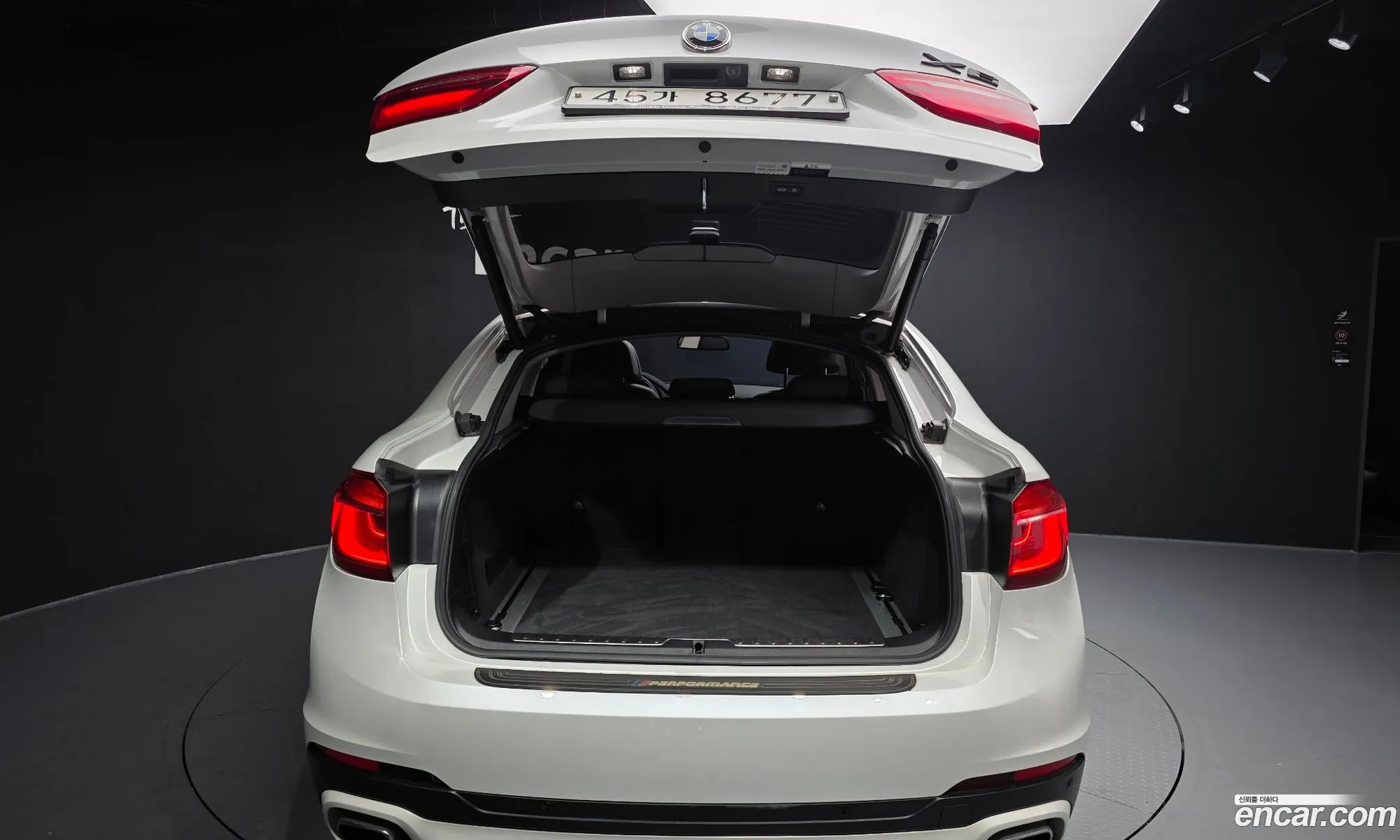 BMW X6 2019 WBAKV2101K0Z83887 — 10