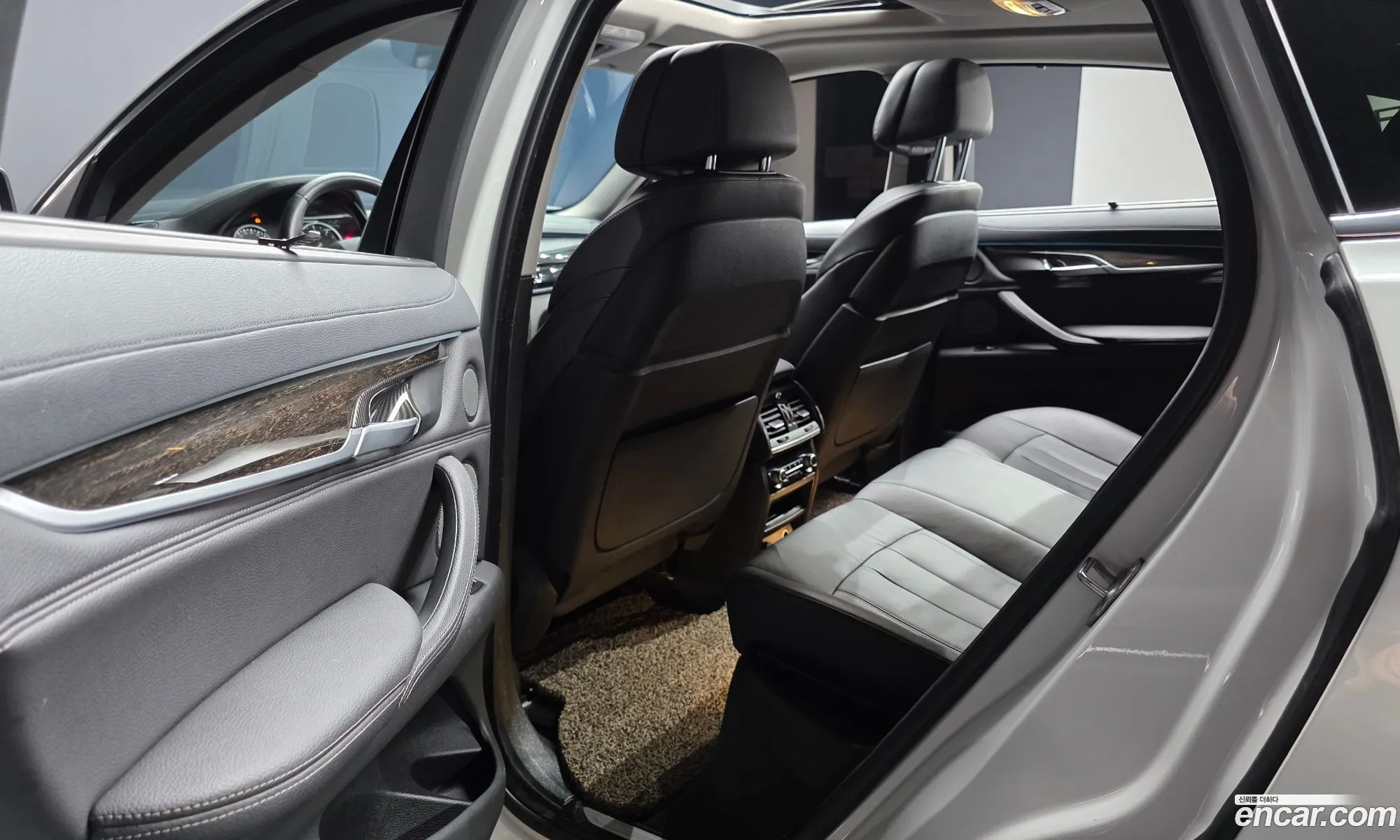 BMW X6 2019 WBAKV2101K0Z83887 — 8