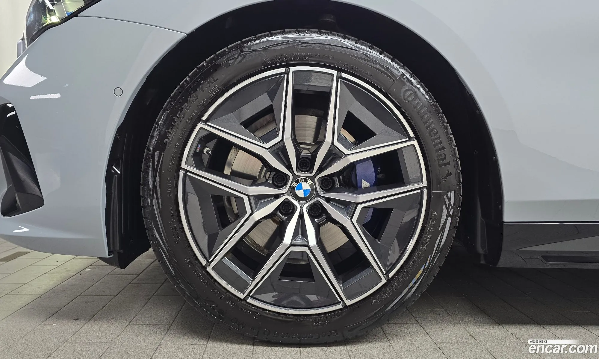 BMW 5 Series 2026 WBA51FL05TCW84383 — 20