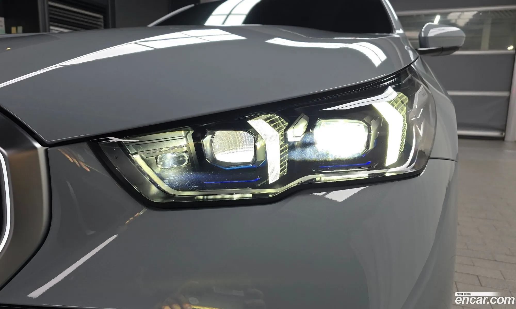 BMW 5 Series 2026 WBA51FL05TCW84383 — 10
