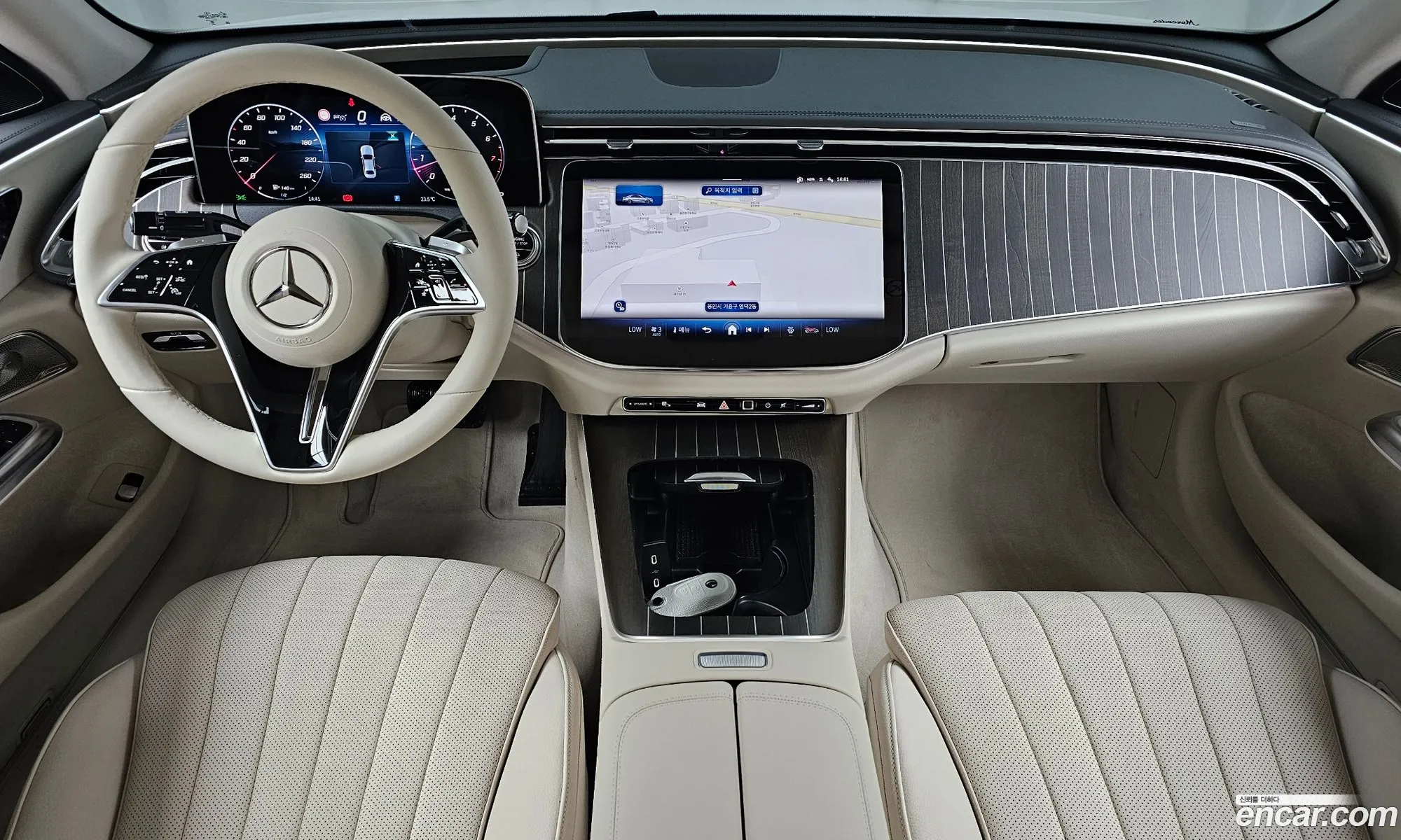 Mercedes-Benz E-Class W214 2026 — 6