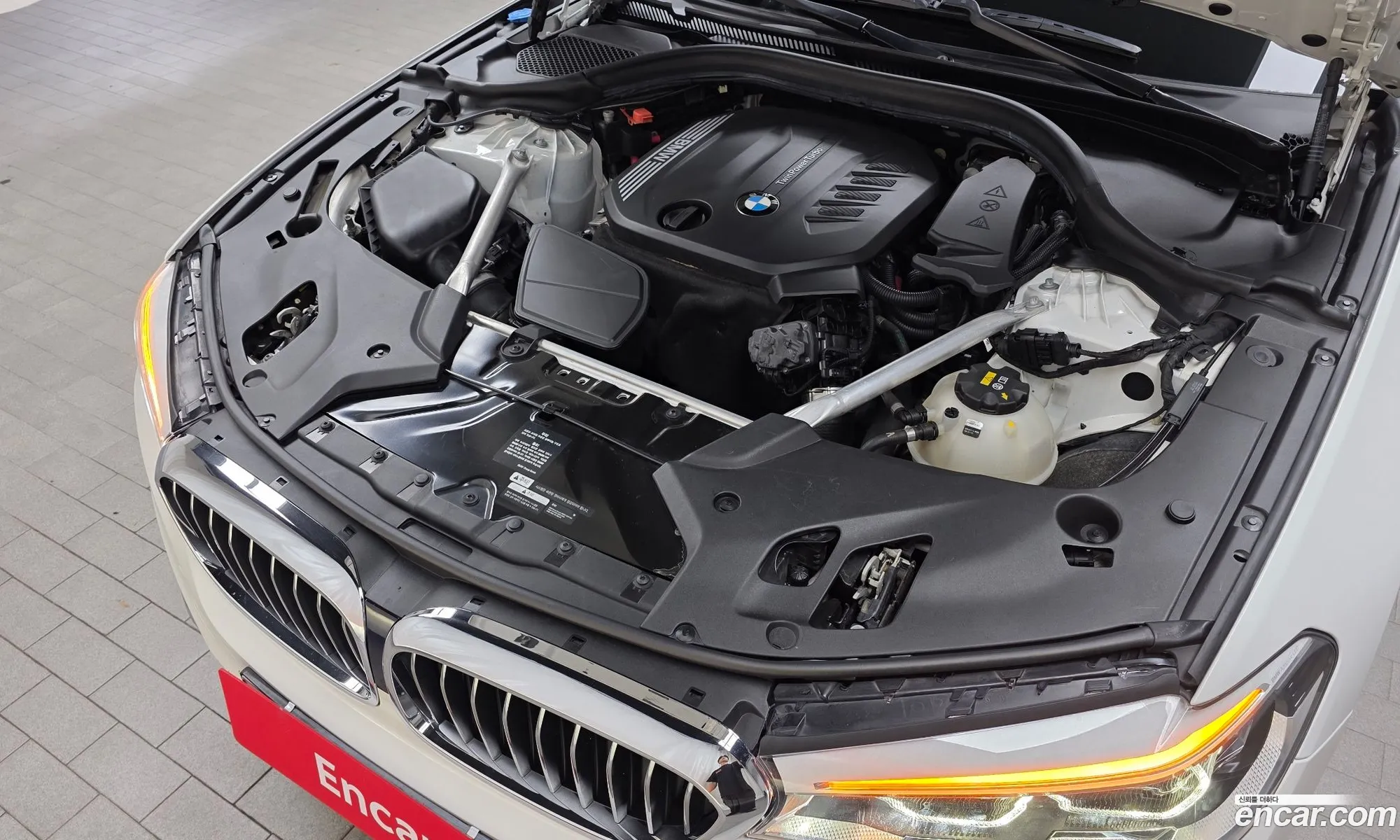 BMW 5 Series 2019 — 15