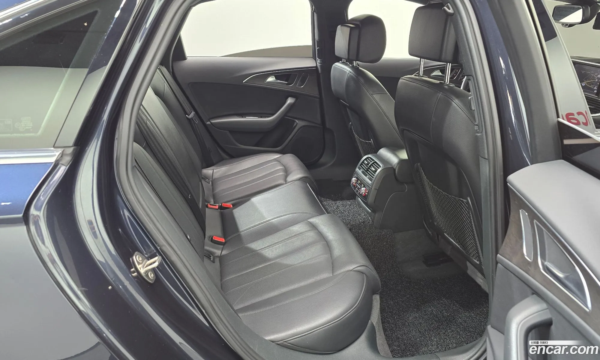 Audi A6 2018 — 17