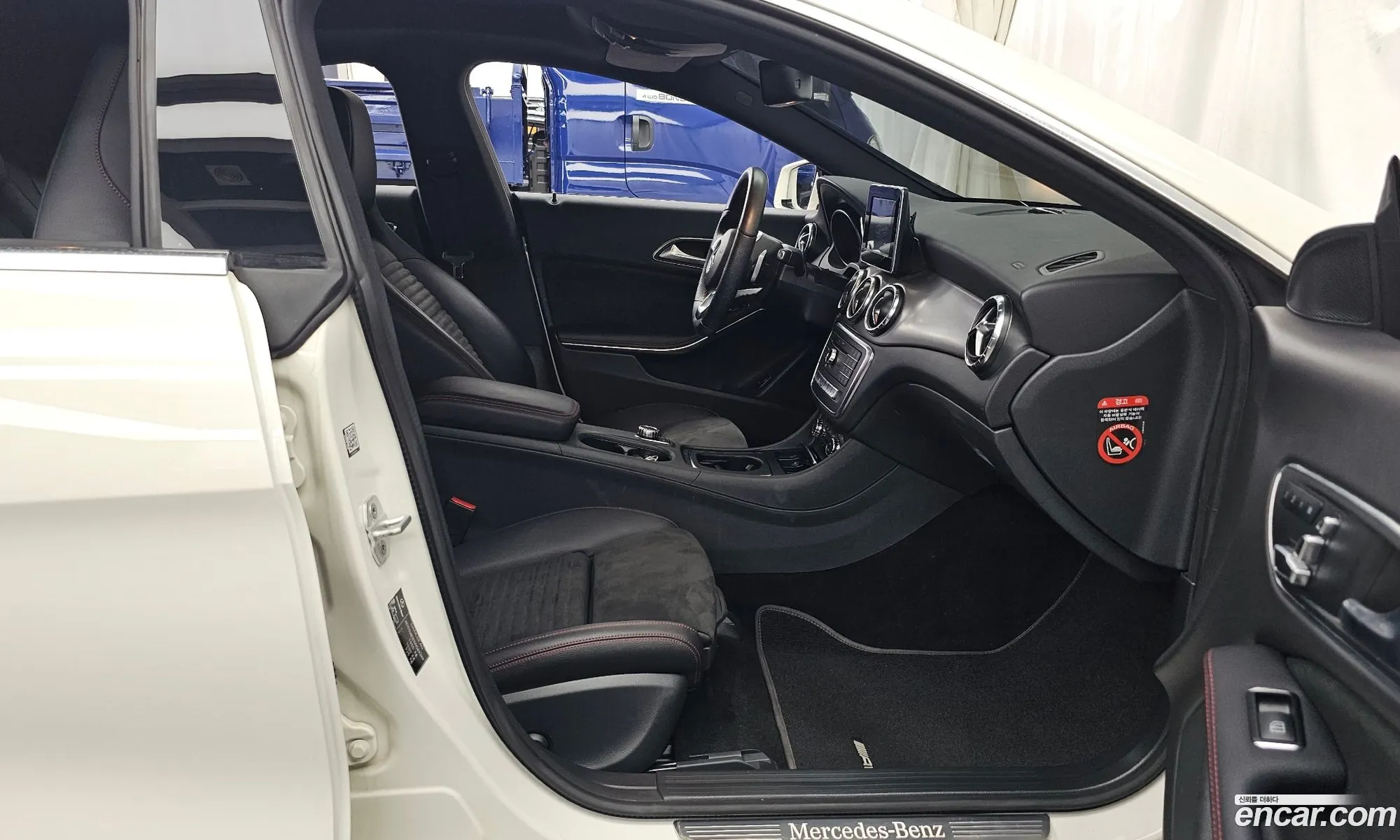 Mercedes-Benz CLA-Class C117 2018 — 14