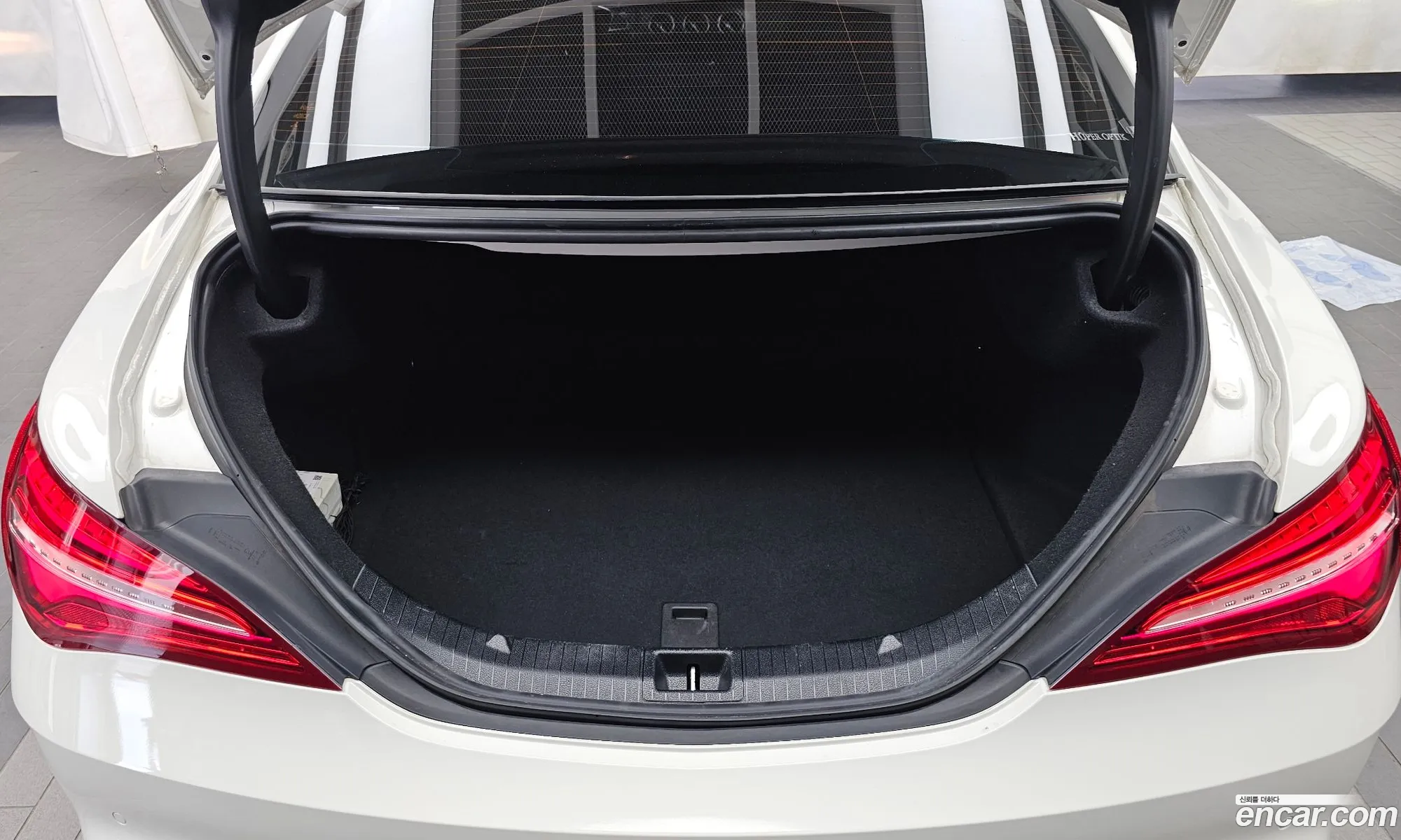 Mercedes-Benz CLA-Class C117 2018 — 26