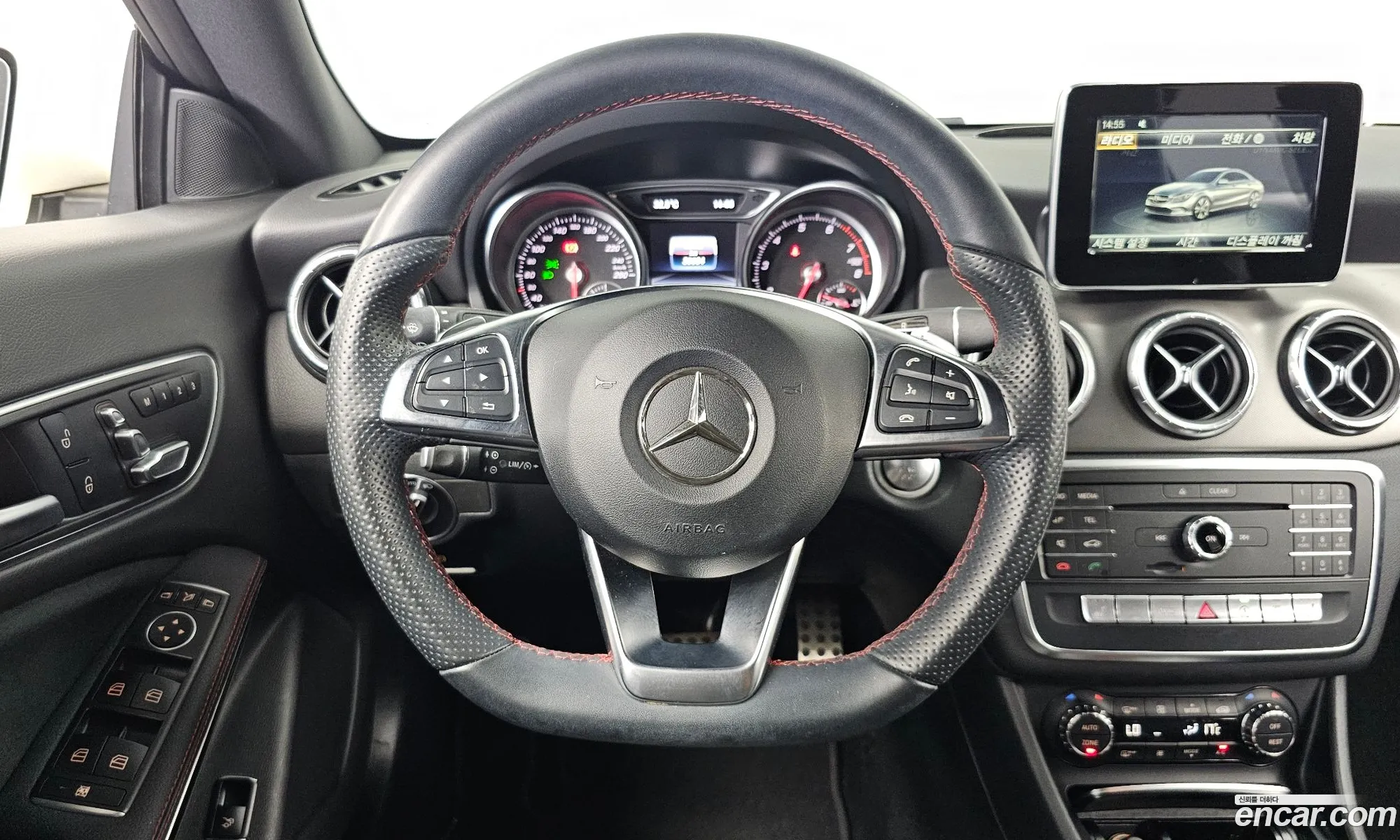 Mercedes-Benz CLA-Class C117 2018 — 18