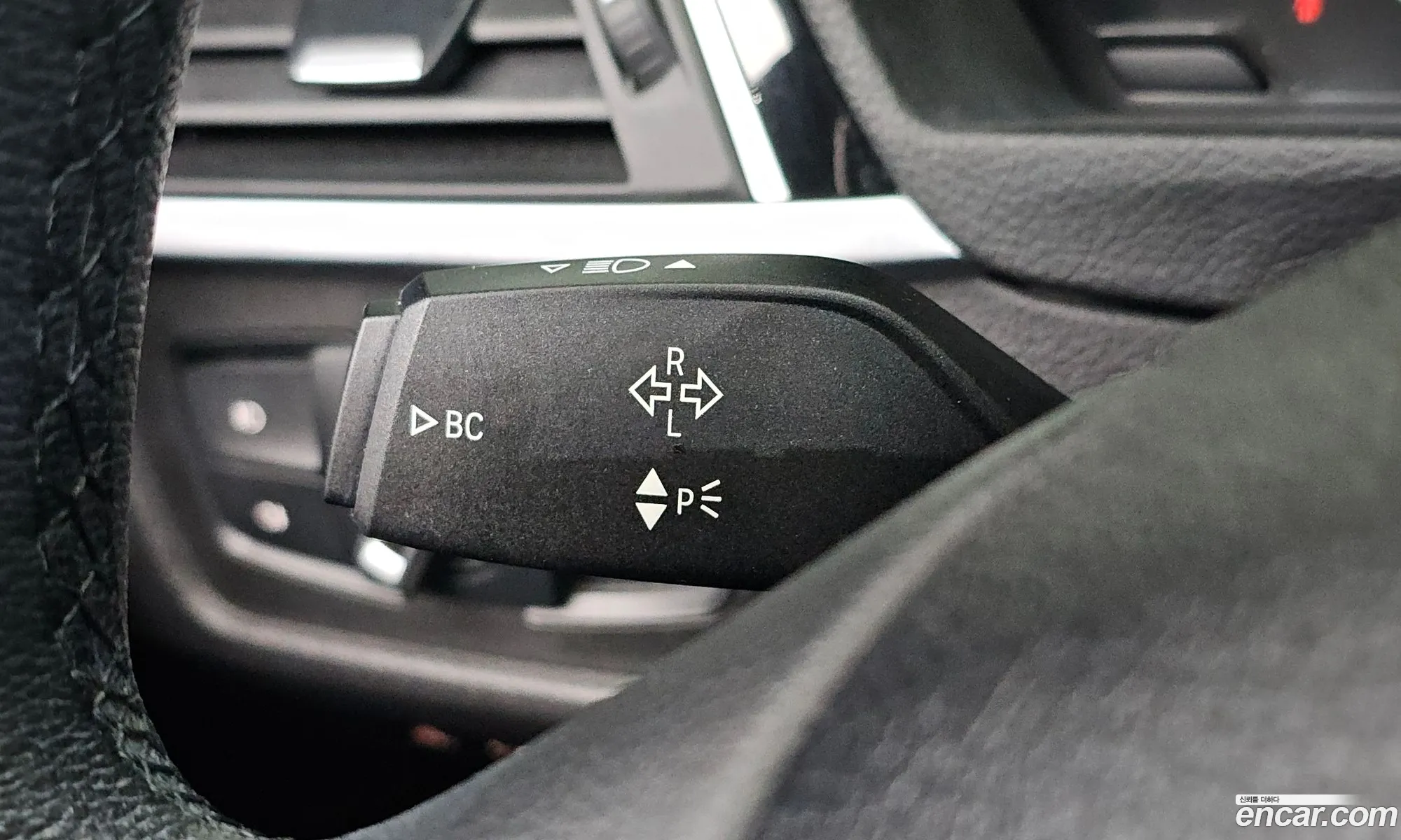 BMW 3 Series 2018 WBA8C5105JK735985 — 27