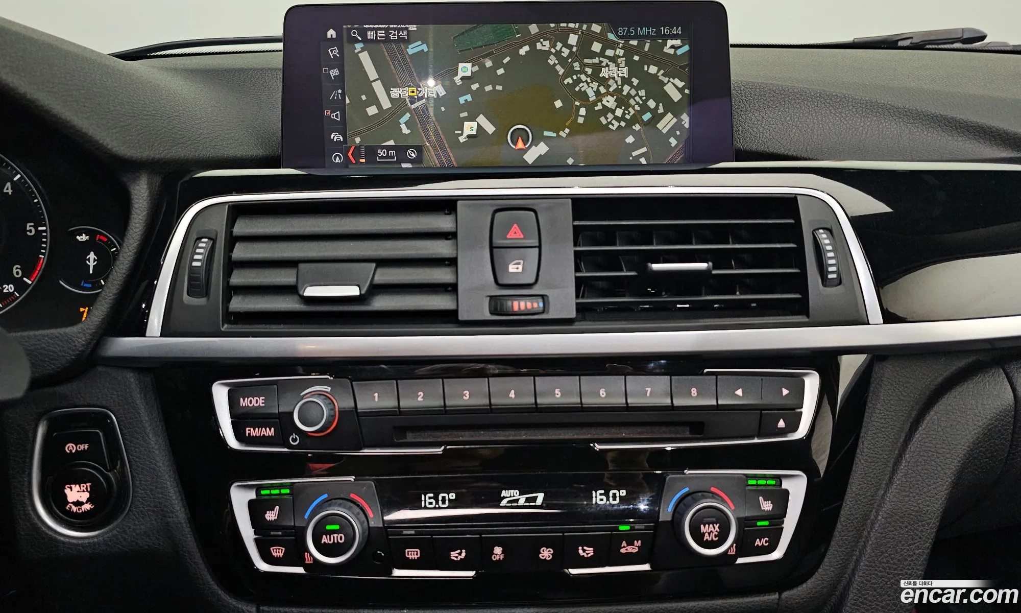 BMW 3 Series 2018 WBA8C5105JK735985 — 12