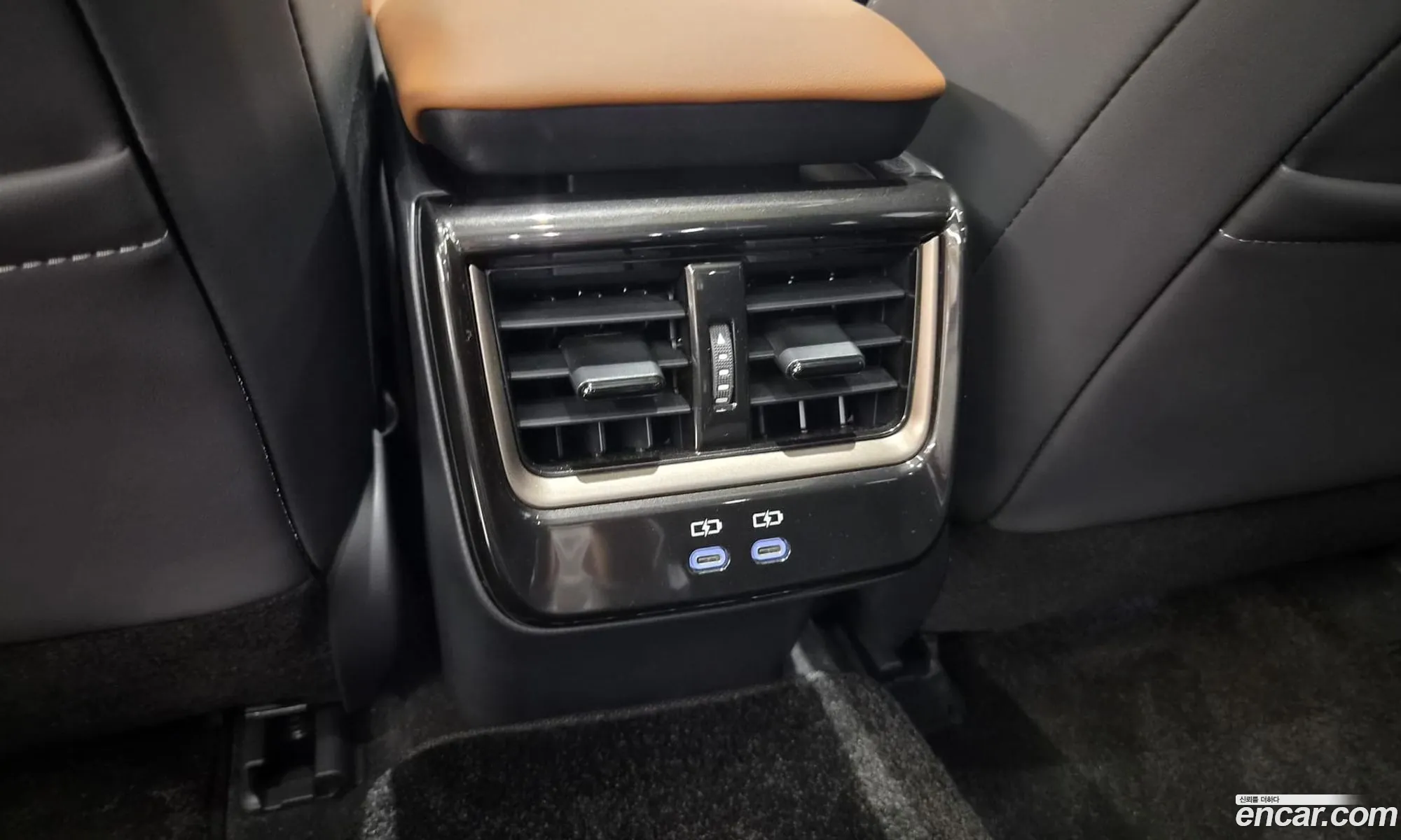 Toyota Crown Crossover 2025 — 13