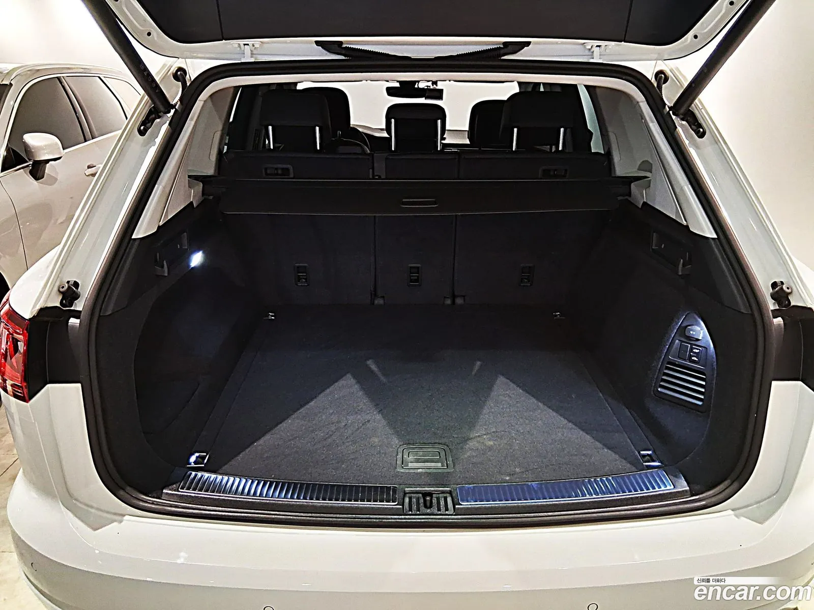 Volkswagen Touareg 2024 — 5