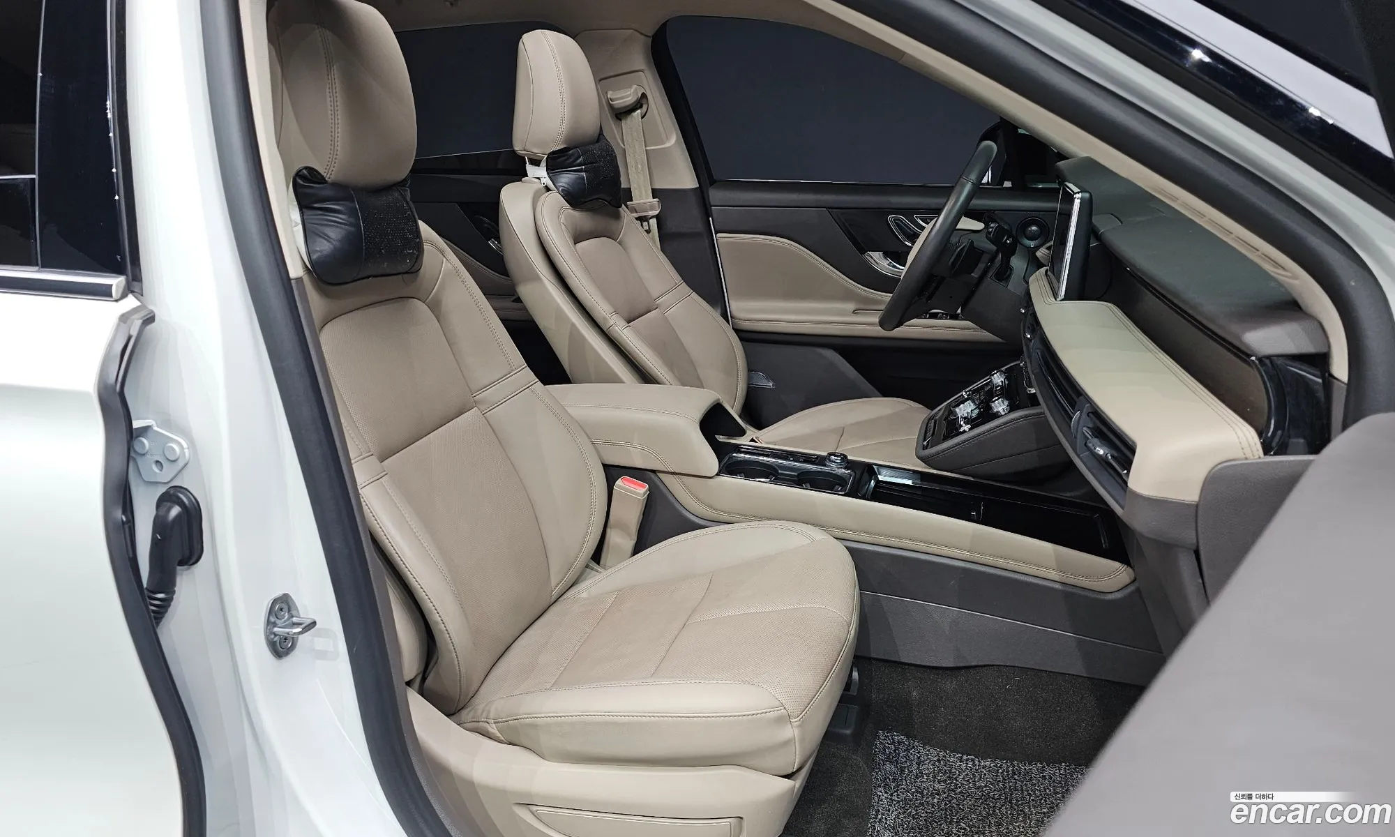 Lincoln Corsair 2022 5LMCJ2D90NUL32933 — 15
