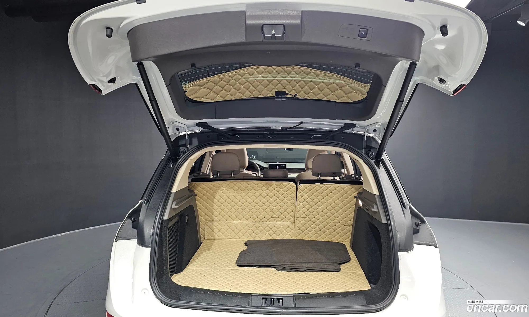 Lincoln Corsair 2022 5LMCJ2D90NUL32933 — 8