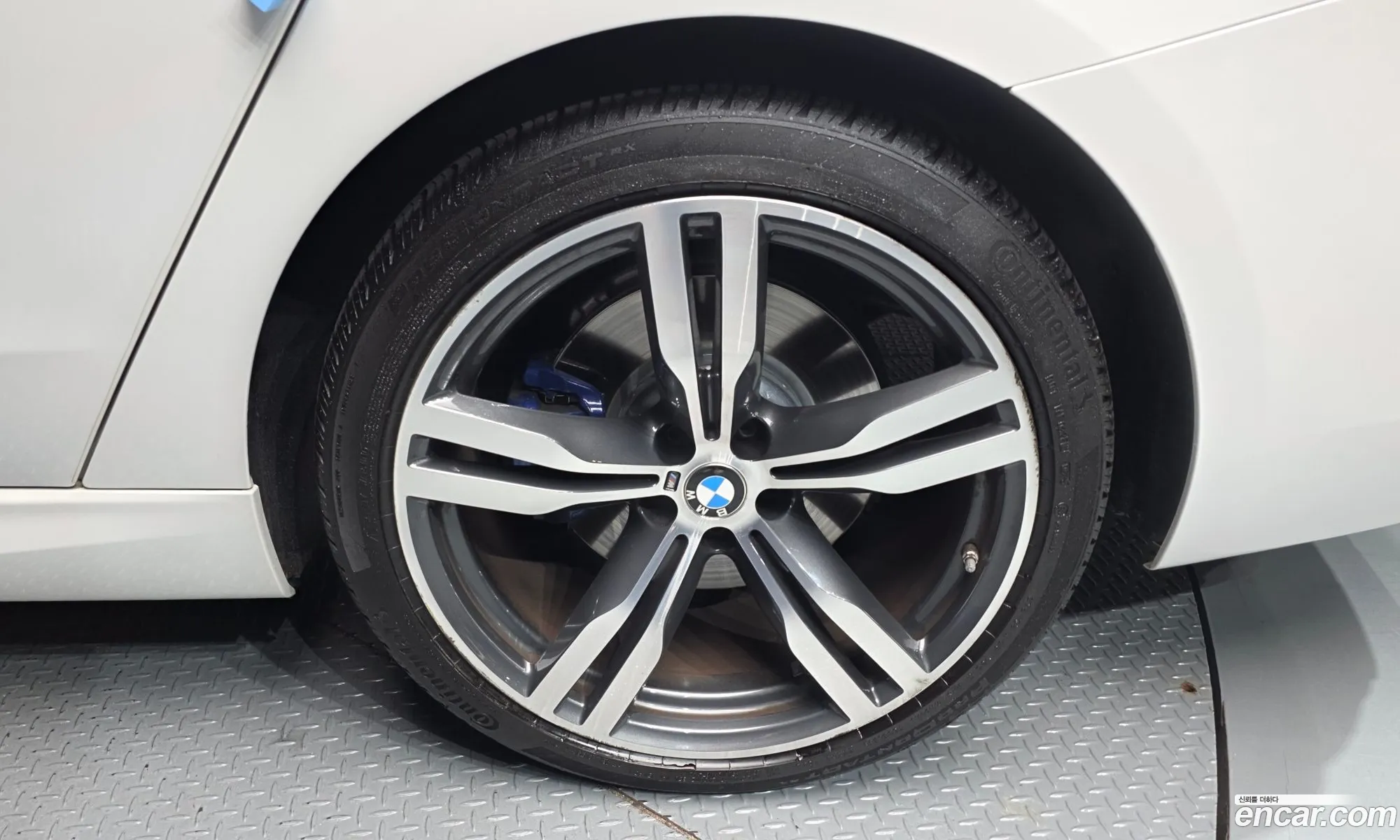 BMW 6 Series GT 2021 WBA61CC00MCH43959 — 3