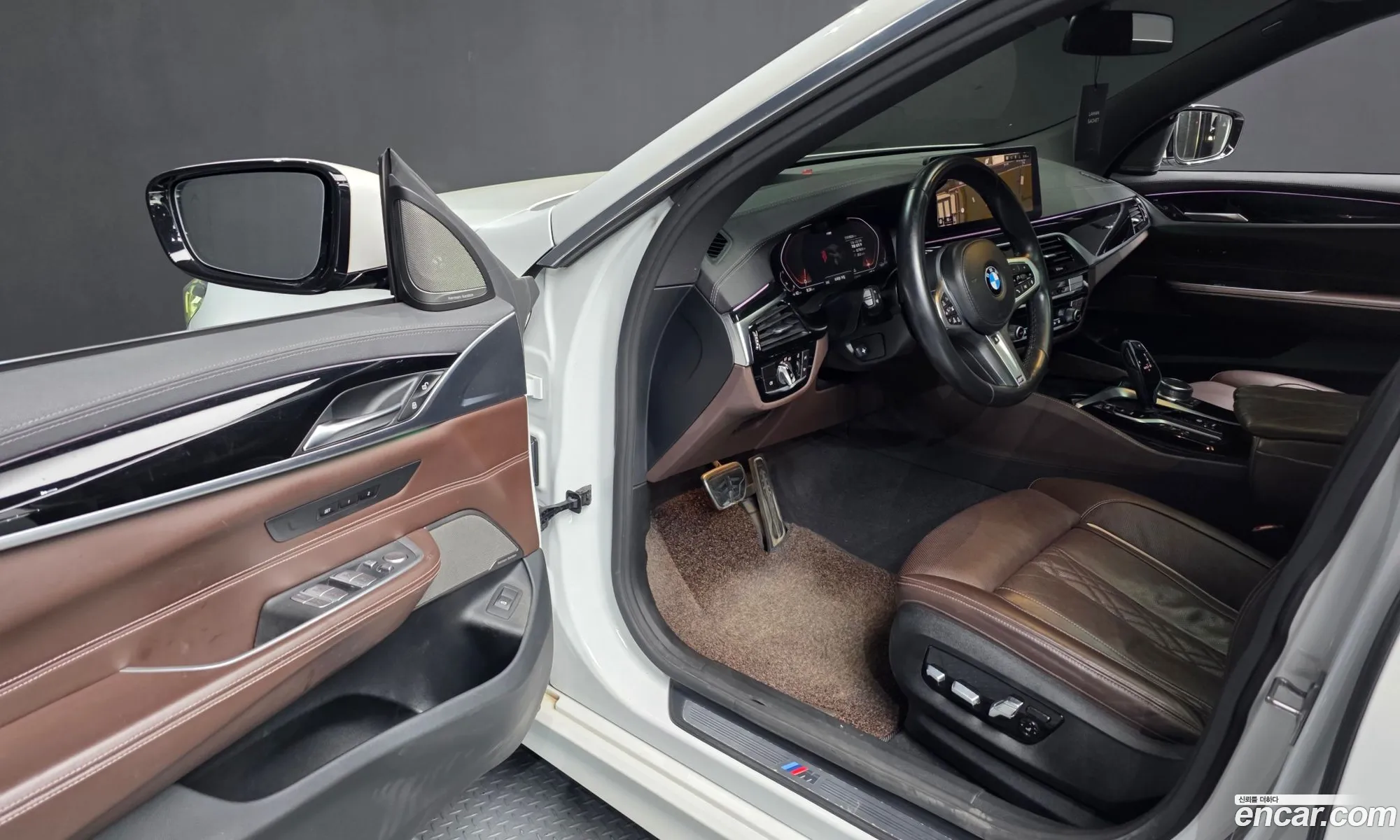 BMW 6 Series GT 2021 WBA61CC00MCH43959 — 19