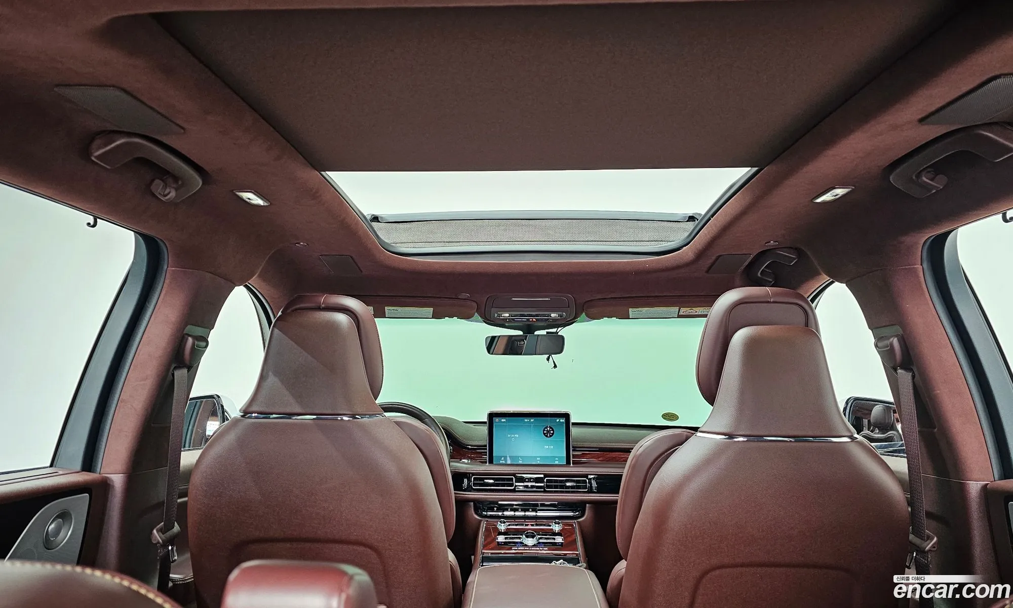 Lincoln Aviator 2021 5LM5J9XC4MGL08740 — 7