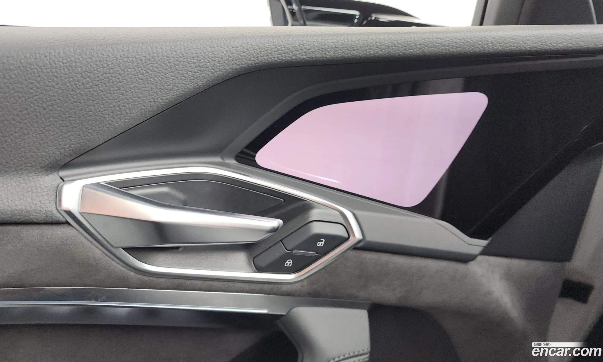 Audi e-tron 2021 WAUZZZGE9MB043777 — 34