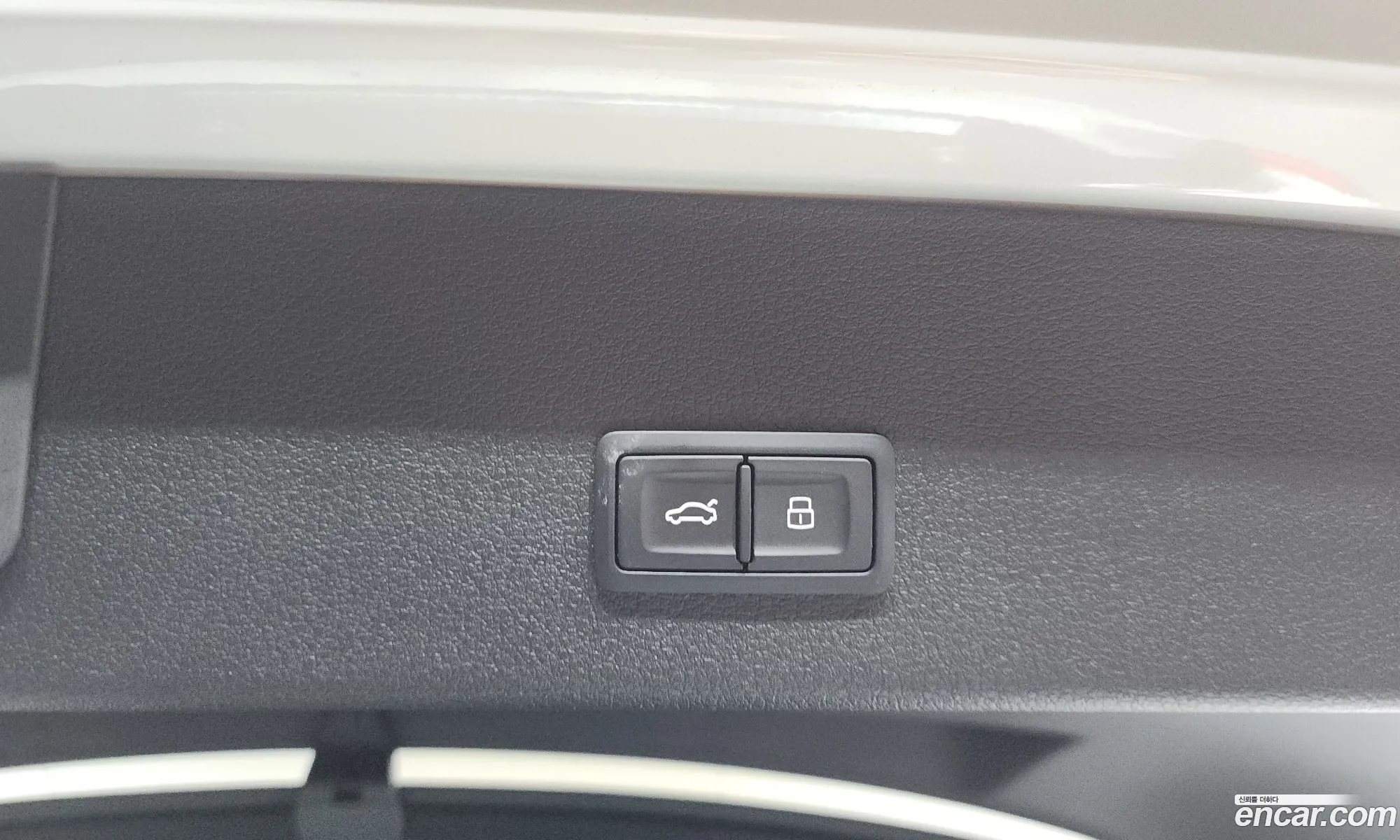 Audi e-tron 2021 WAUZZZGE9MB043777 — 31