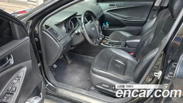 Hyundai YF Sonata 2011 — 4