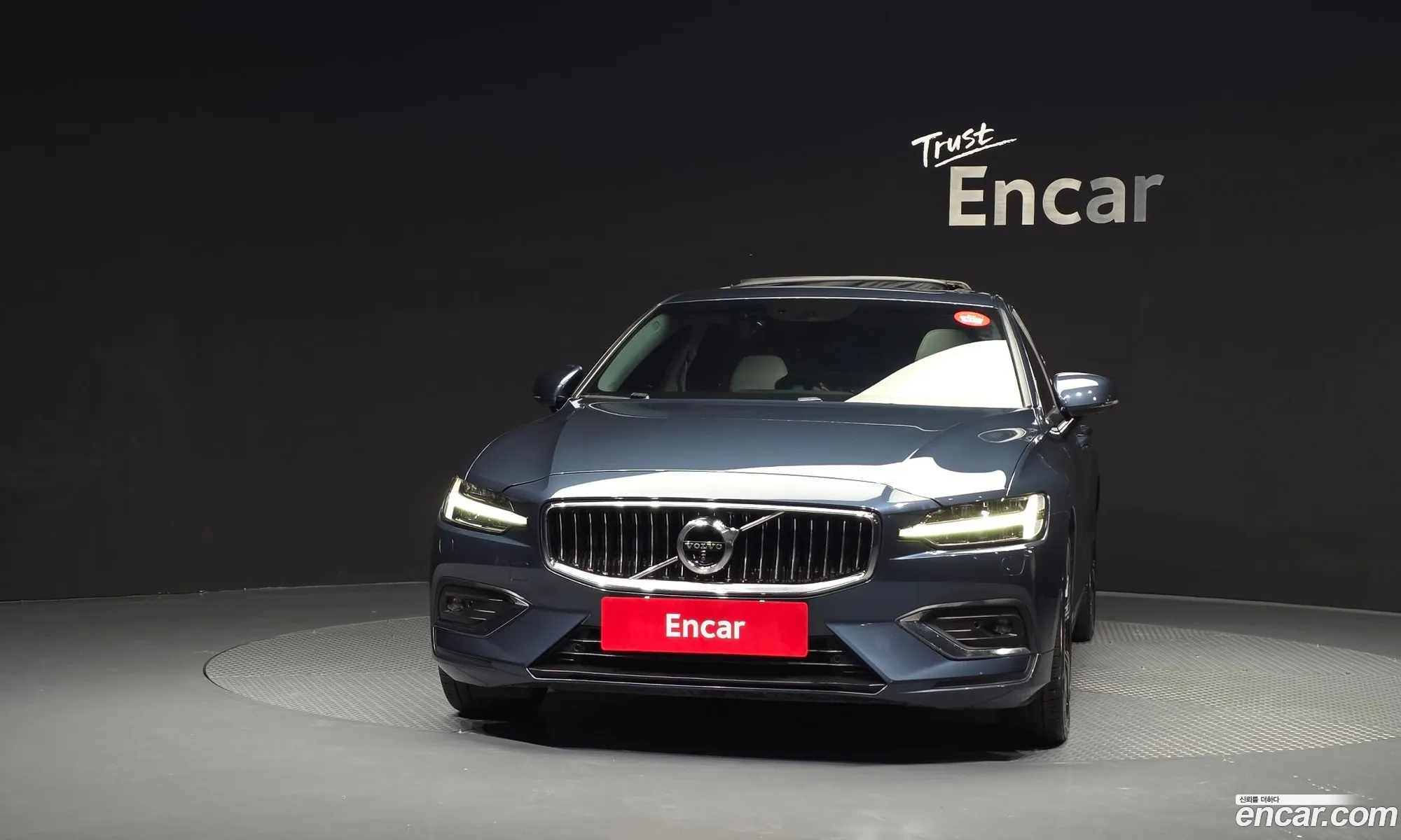 Volvo S60 2019 7JRZS102DLG030186 — 7