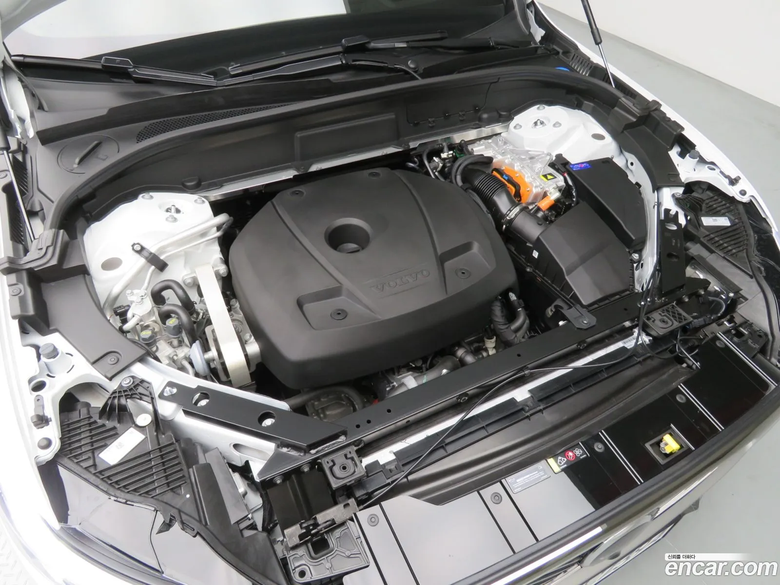 Volvo XC60 2026 — 6