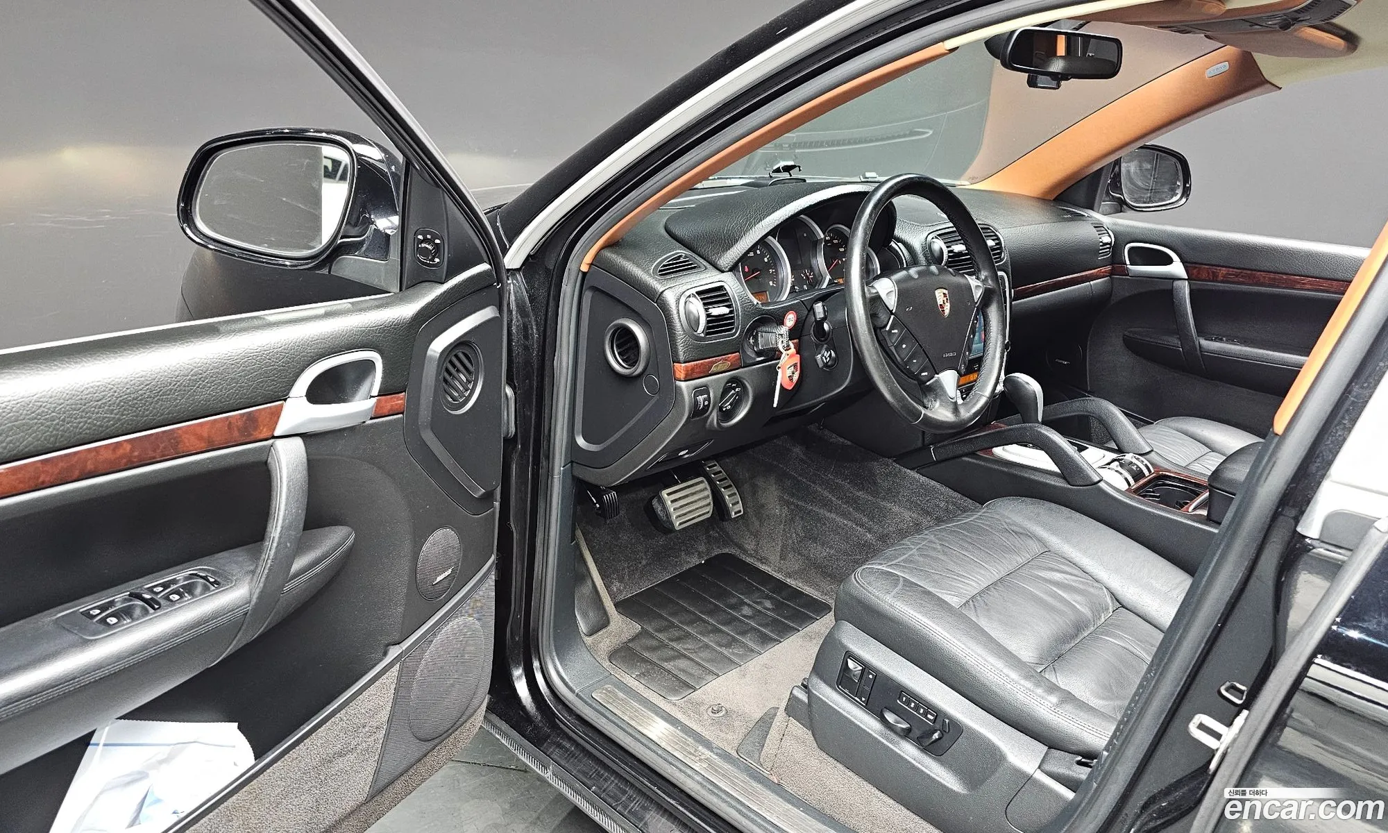 Porsche Cayenne 2004 WP1AB29P94LA76457 — 8