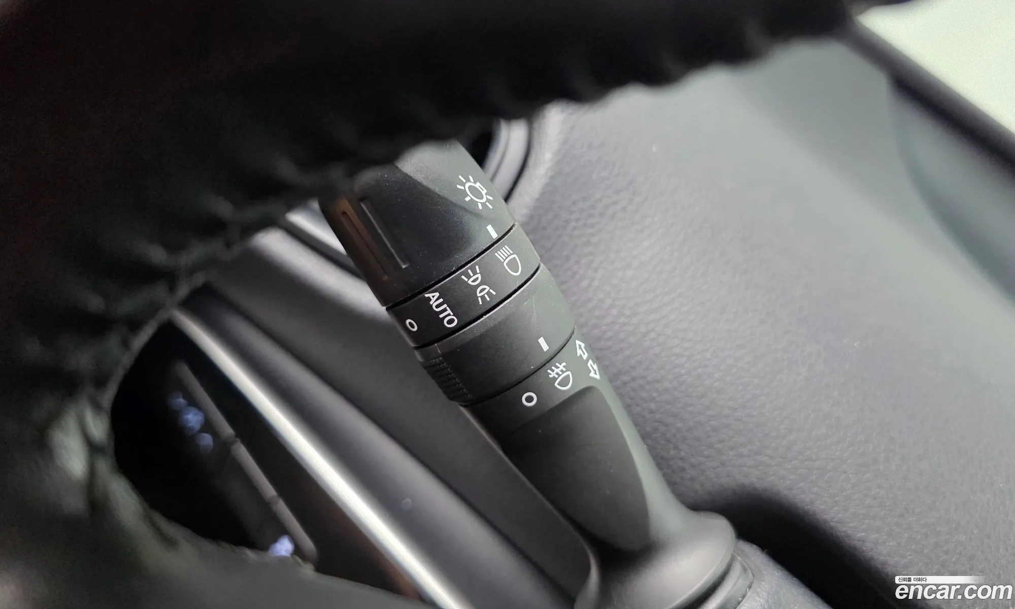 Toyota Prius 2016 JTDKBRFU0G3527126 — 17