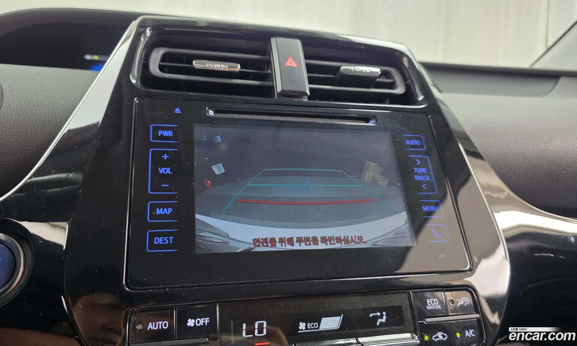 Toyota Prius 2016 JTDKBRFU0G3527126 — 15