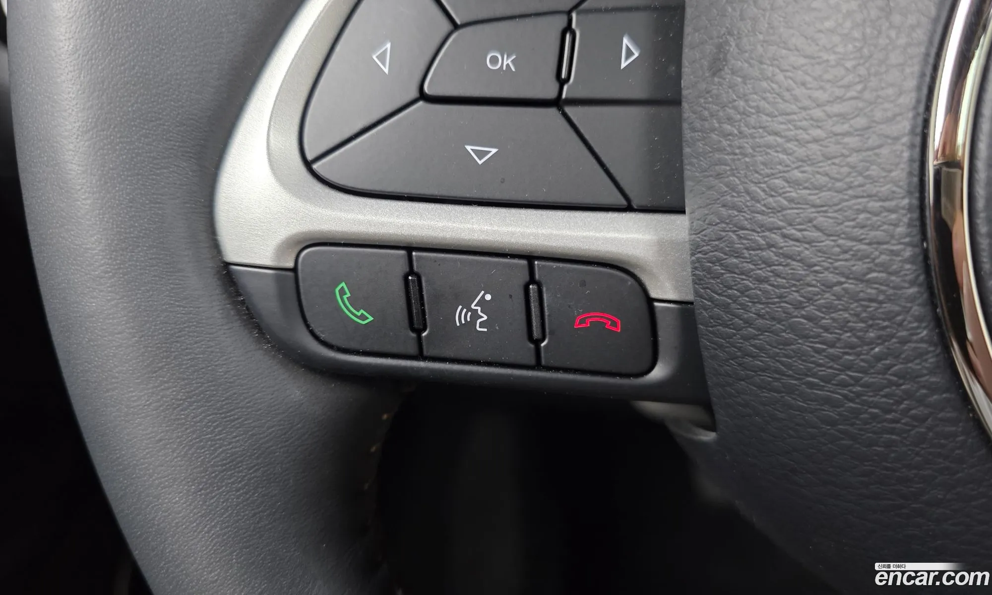 Jeep Compass 2019 3C4NJDCB8KT791388 — 8