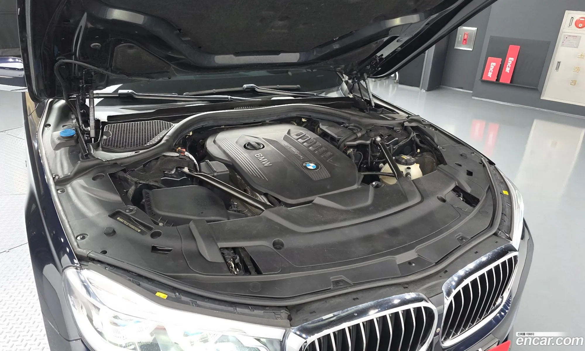 BMW 7 Series 2017 — 2